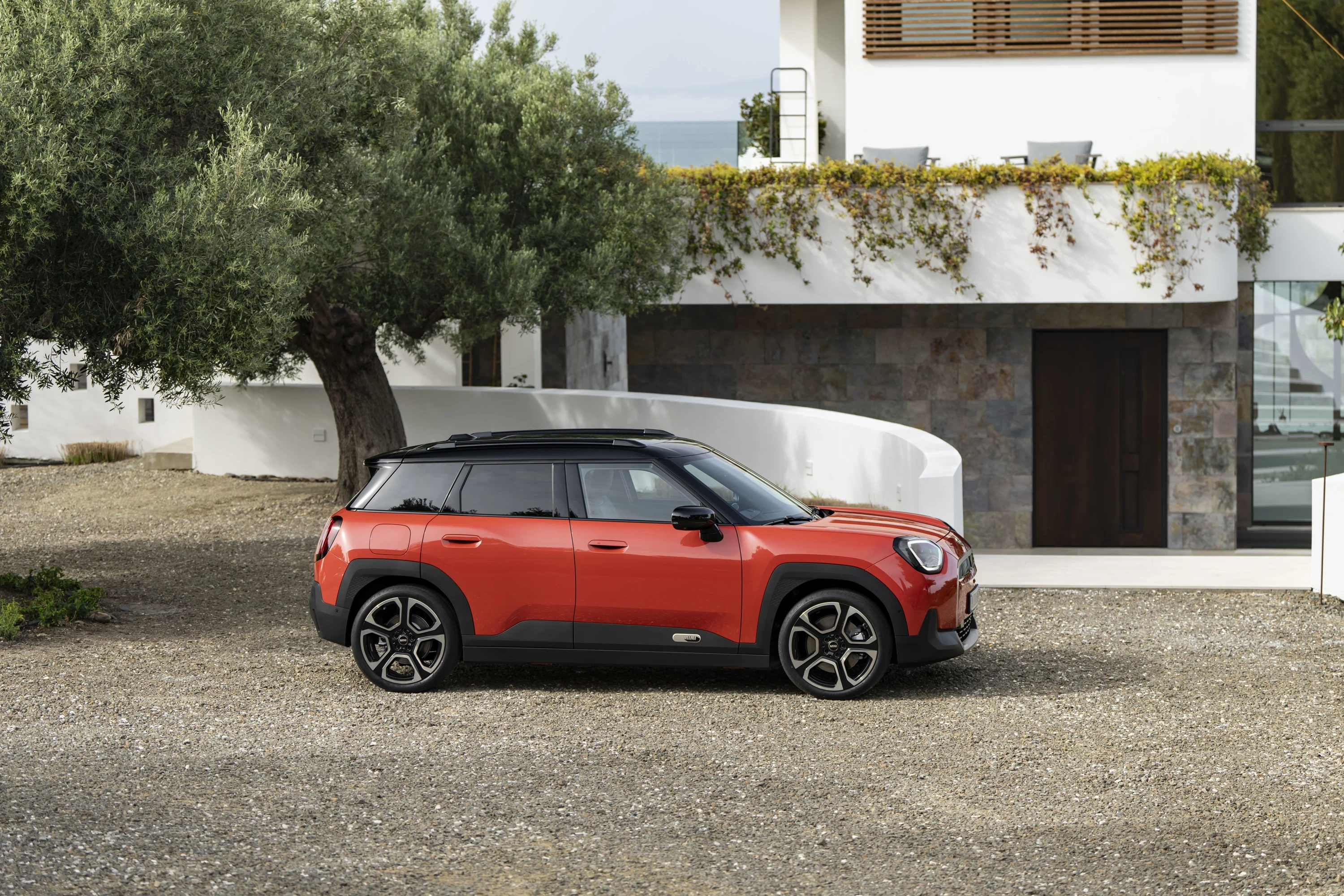 Mini Aceman SE exterior view