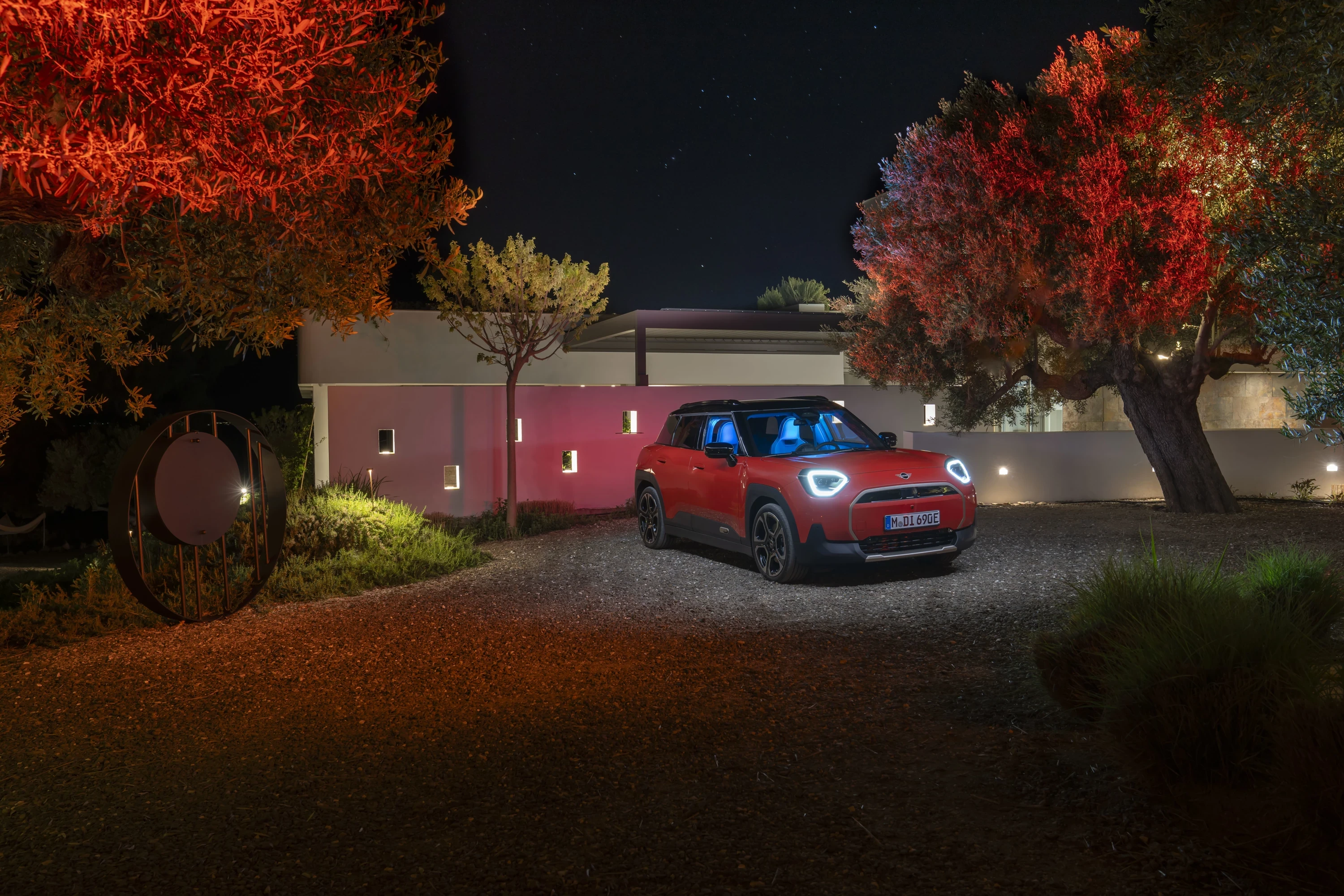Mini Aceman SE exterior view