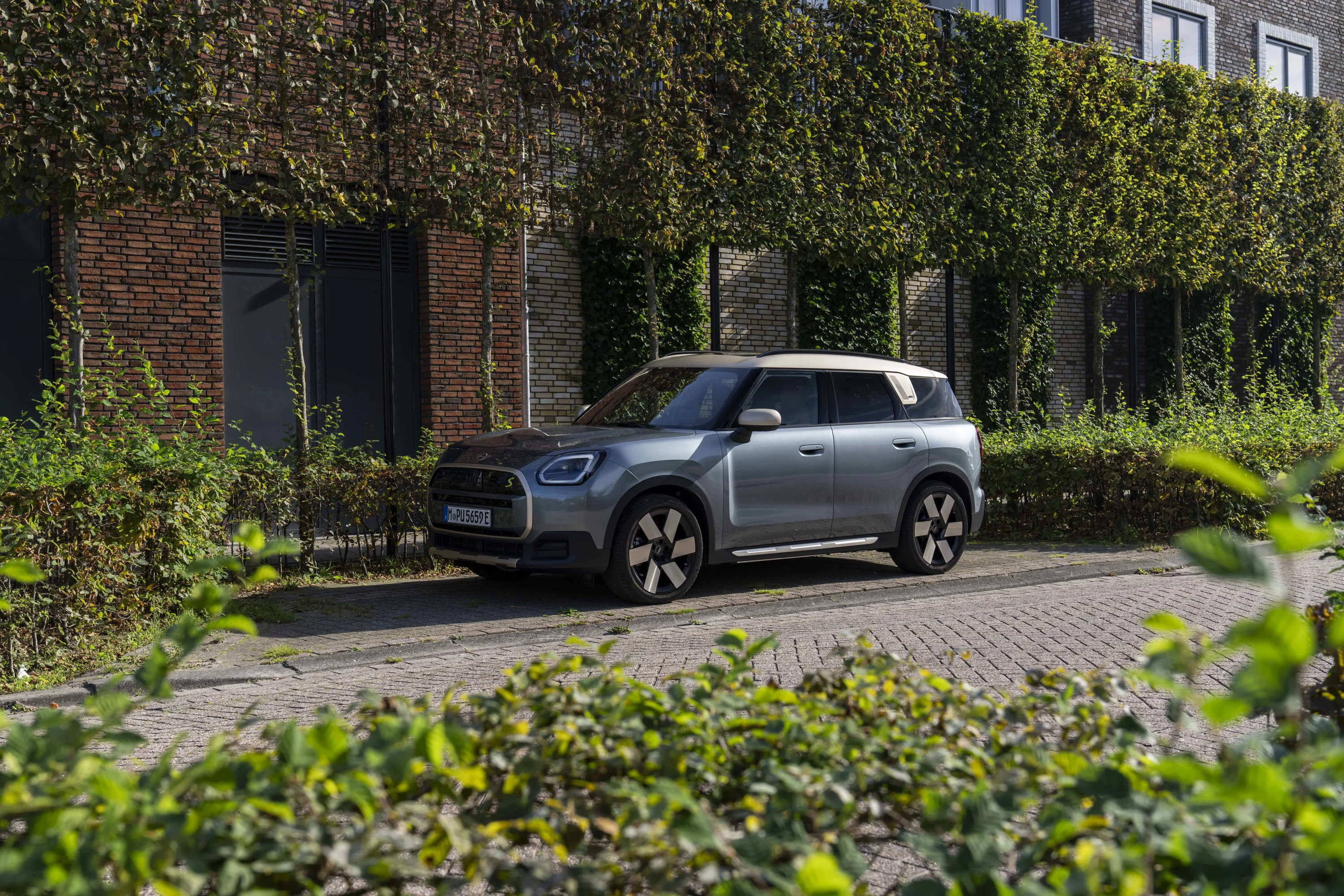 Mini Countryman SE ALL4 electric vehicle