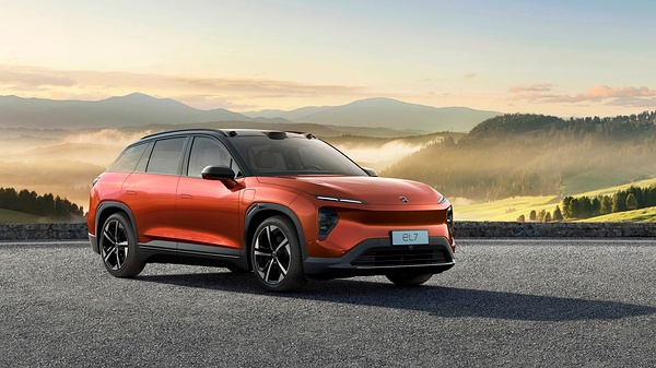 Nio EL7 exterior view