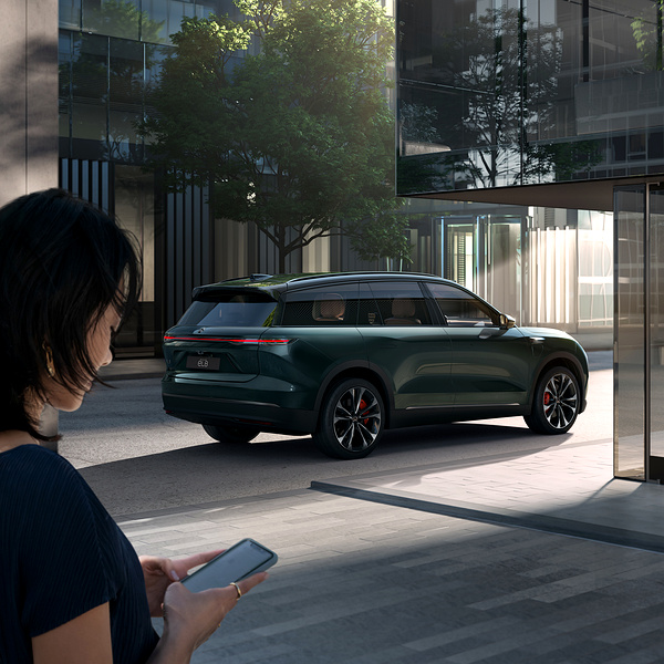 Nio EL8 exterior view