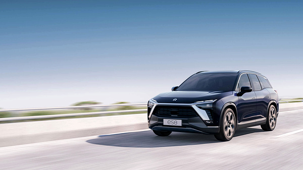 Nio ES8 exterior view