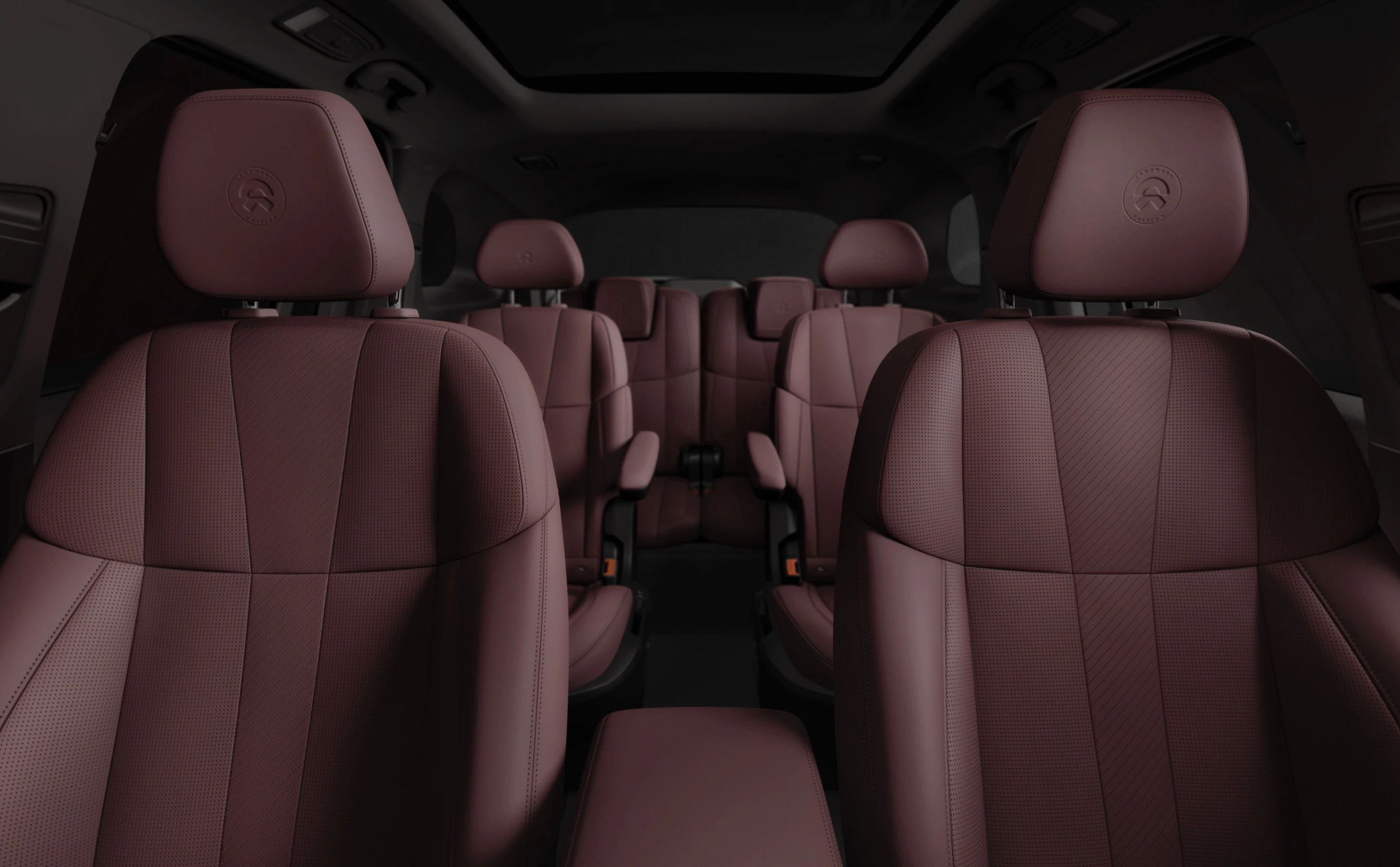 Nio ES8 (GEN1) frontseats view