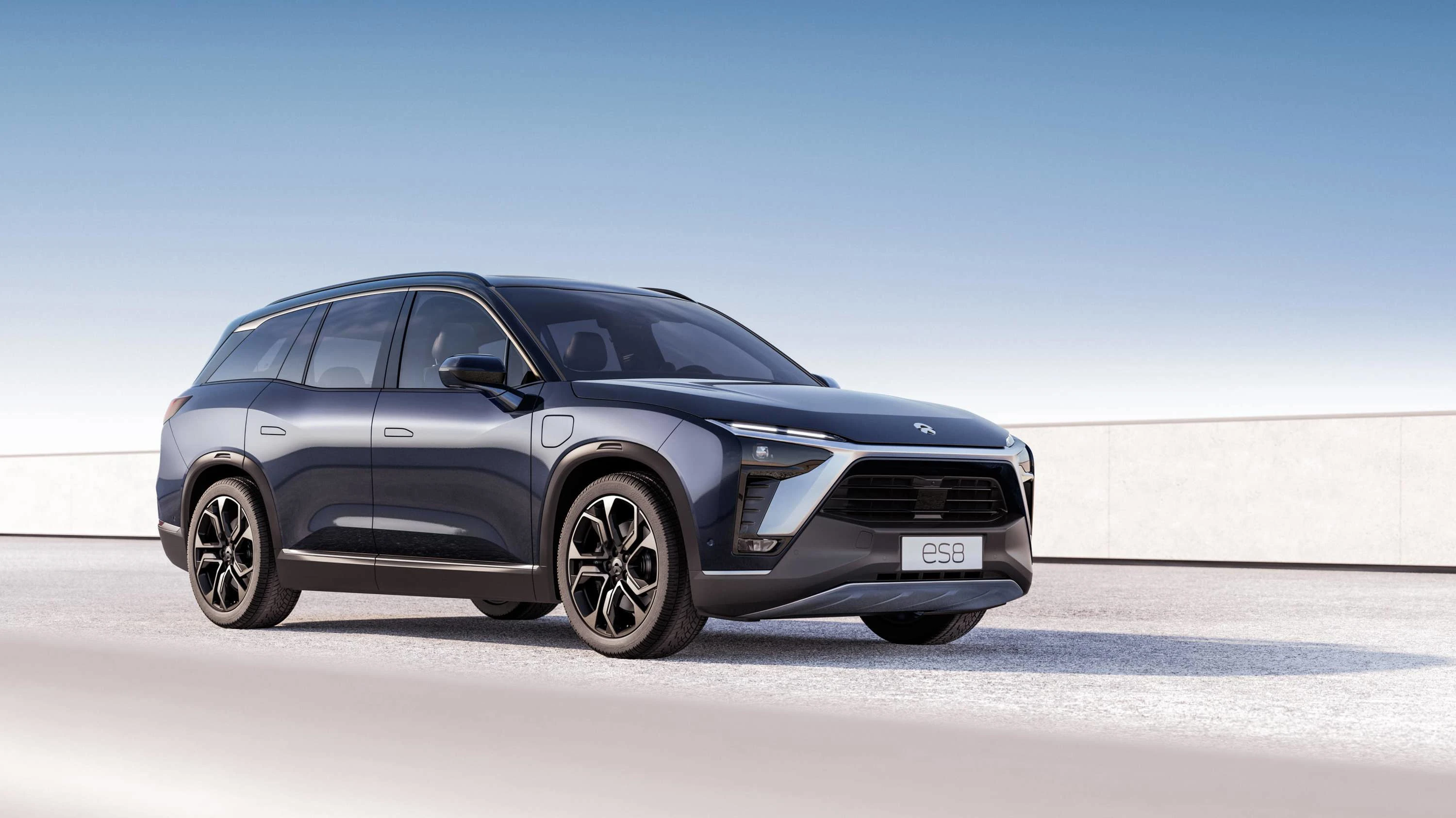 Nio ES8 (GEN1) exterior view