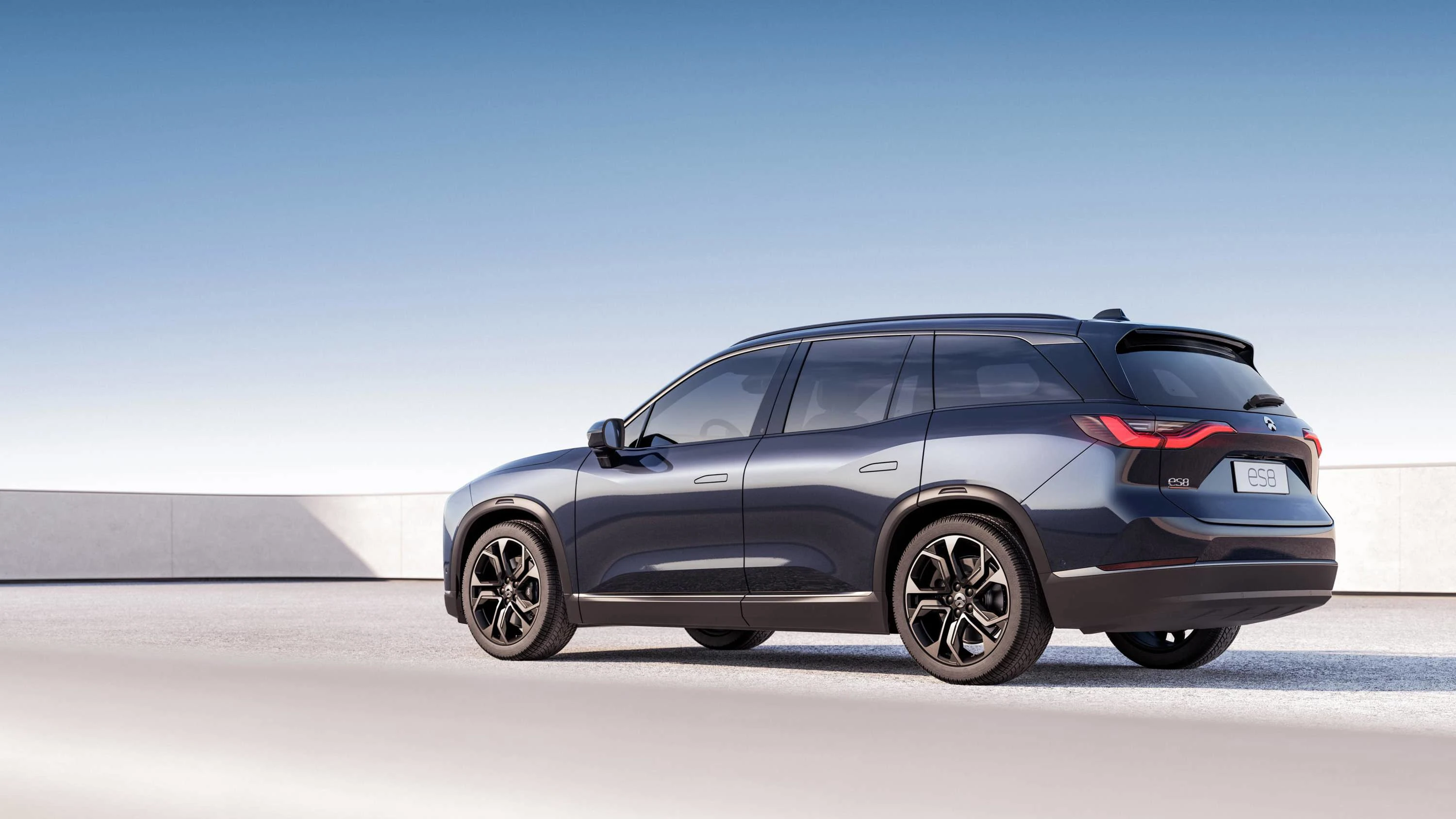 Nio ES8 (GEN1) exterior view