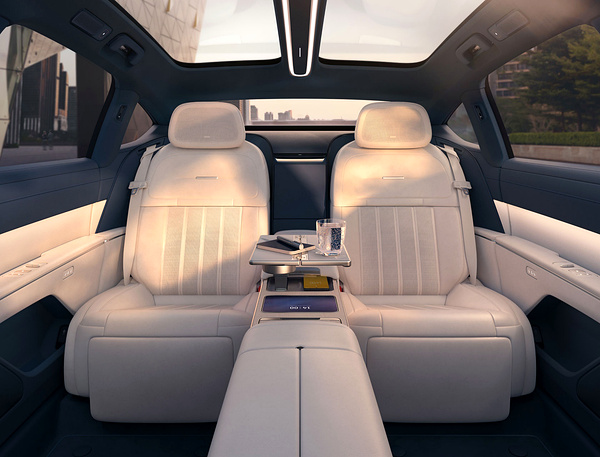 Nio ET9 secondrowseats view