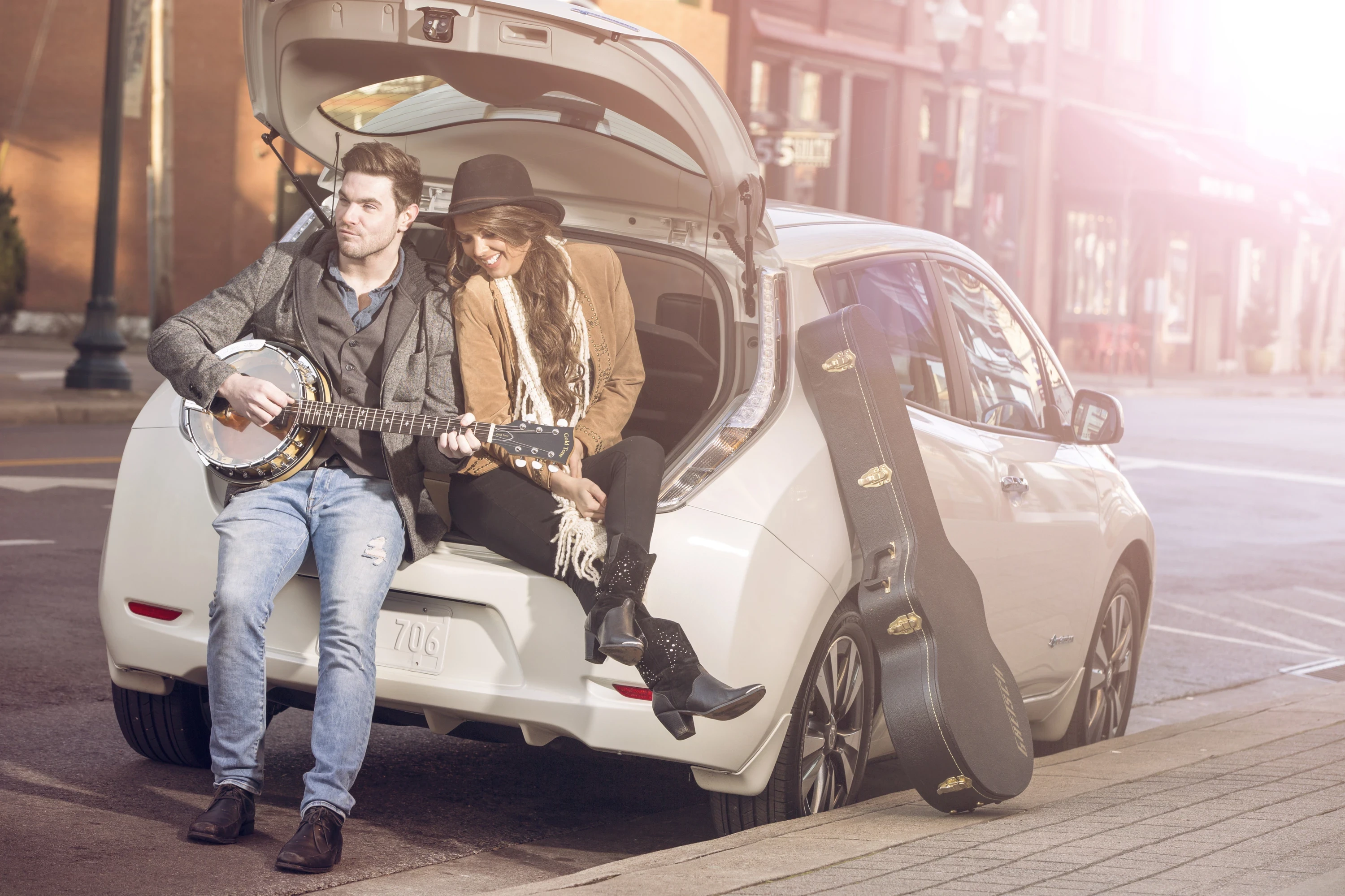 Nissan Leaf 30 kWh lifestyle view