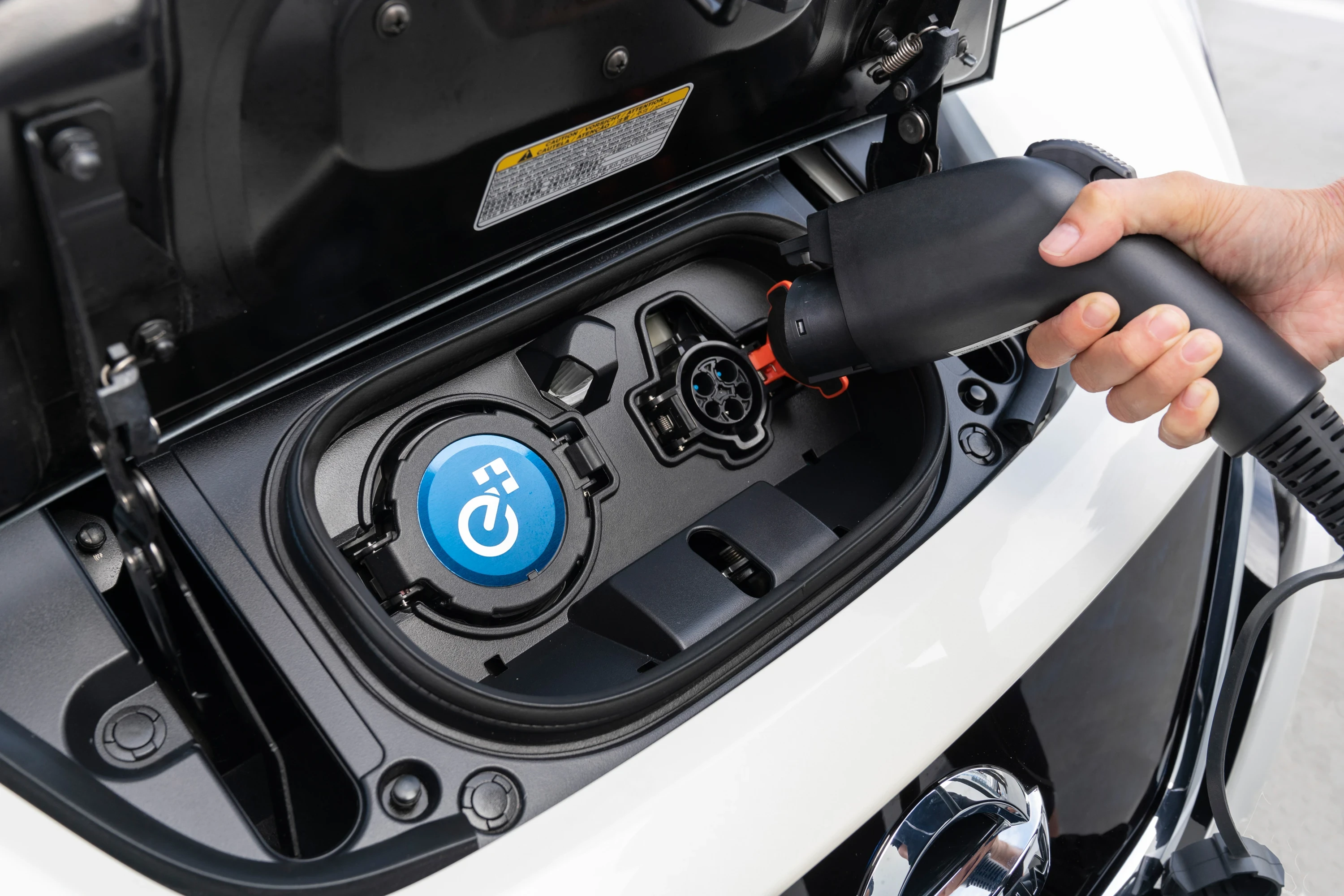 Nissan Leaf e+ 62 kWh chargport view