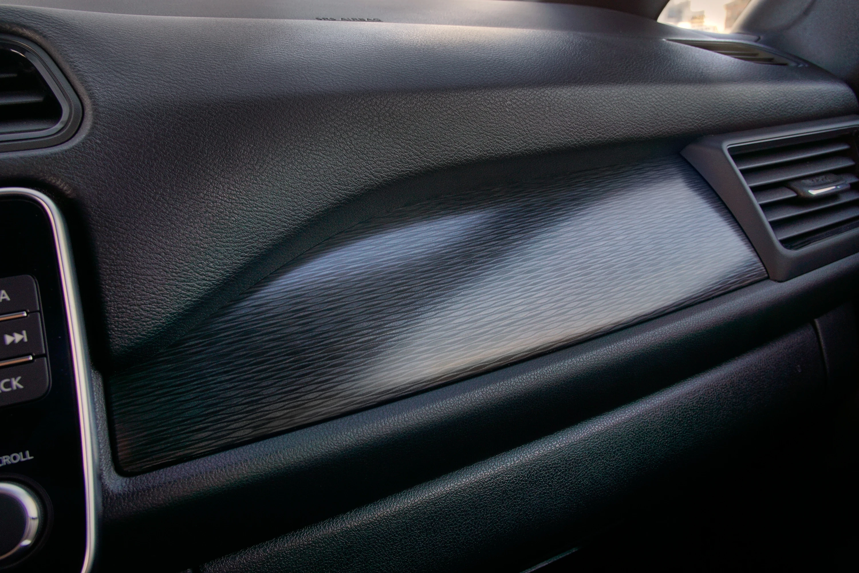 Nissan Leaf e+ 62 kWh details view