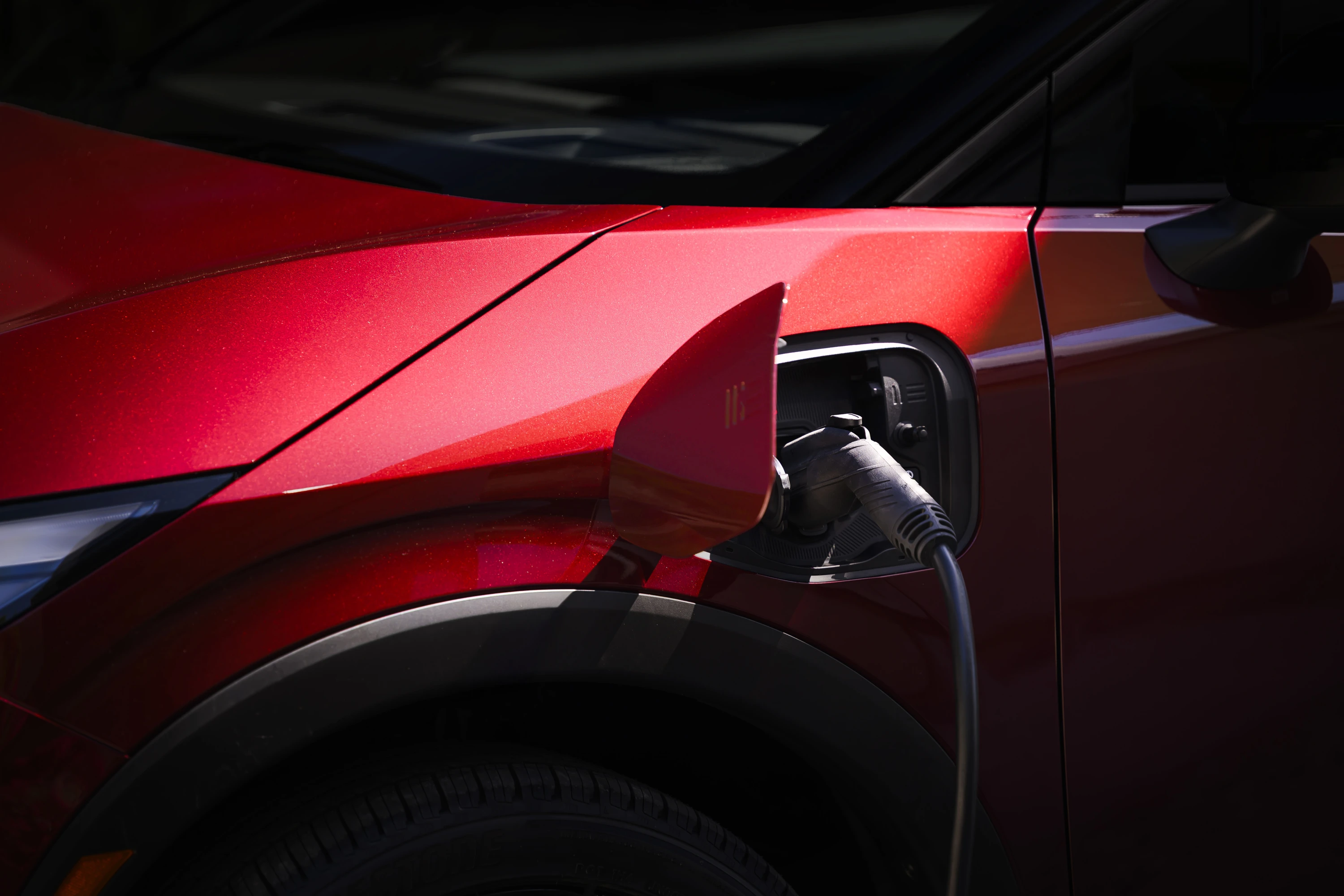 Nissan Leaf Long Range chargport view
