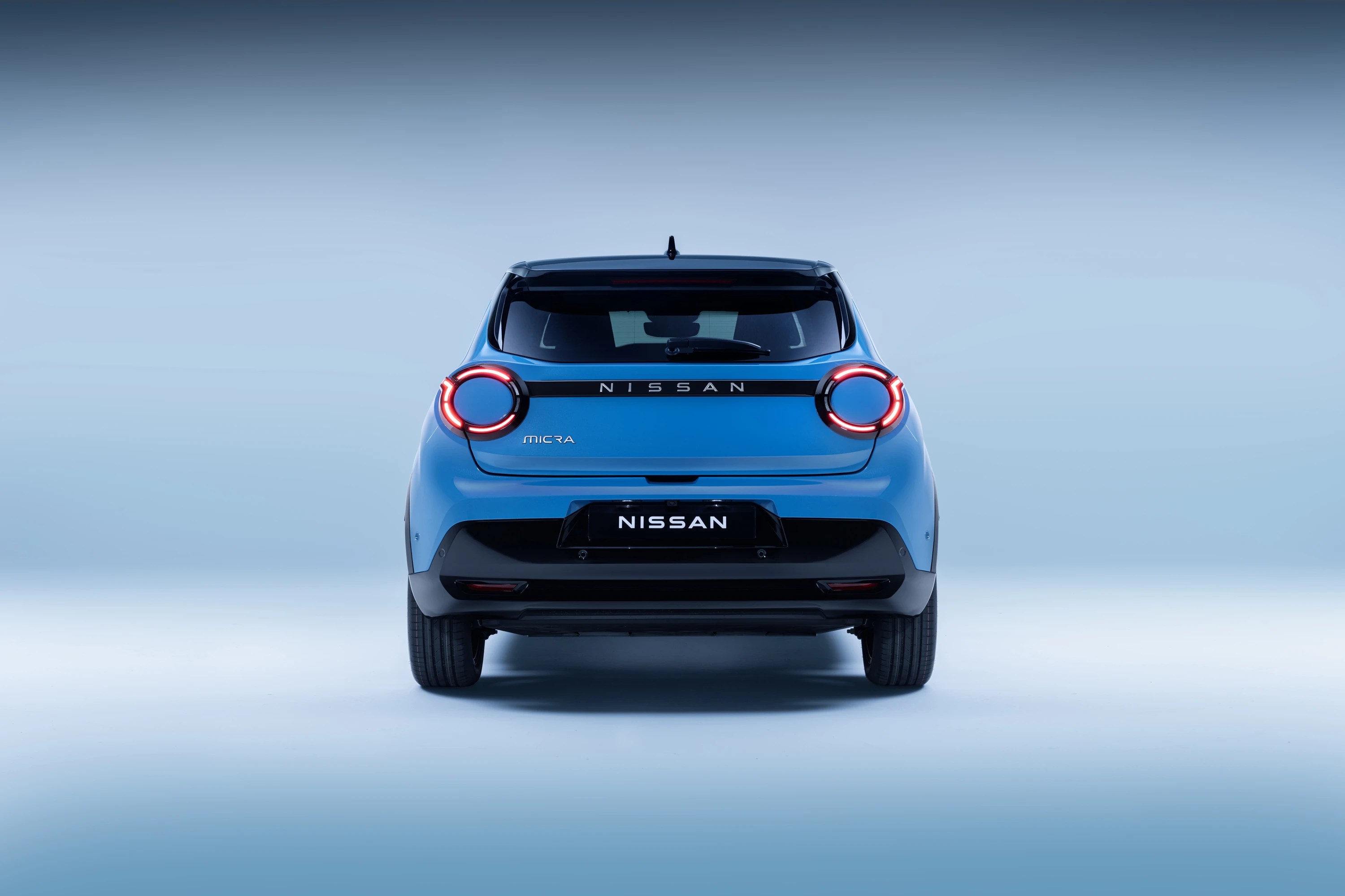 Nissan Micra 52 kWh exterior view