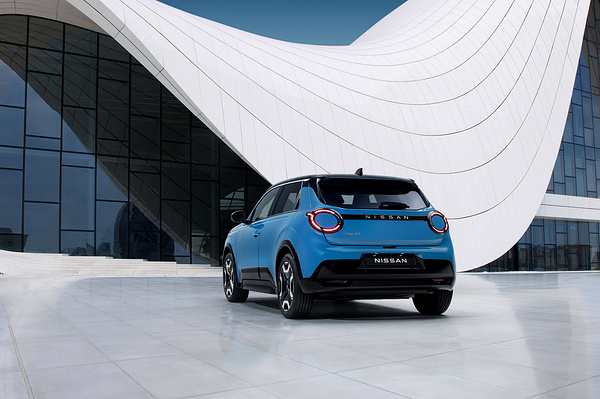 Nissan Micra 52 kWh exterior view
