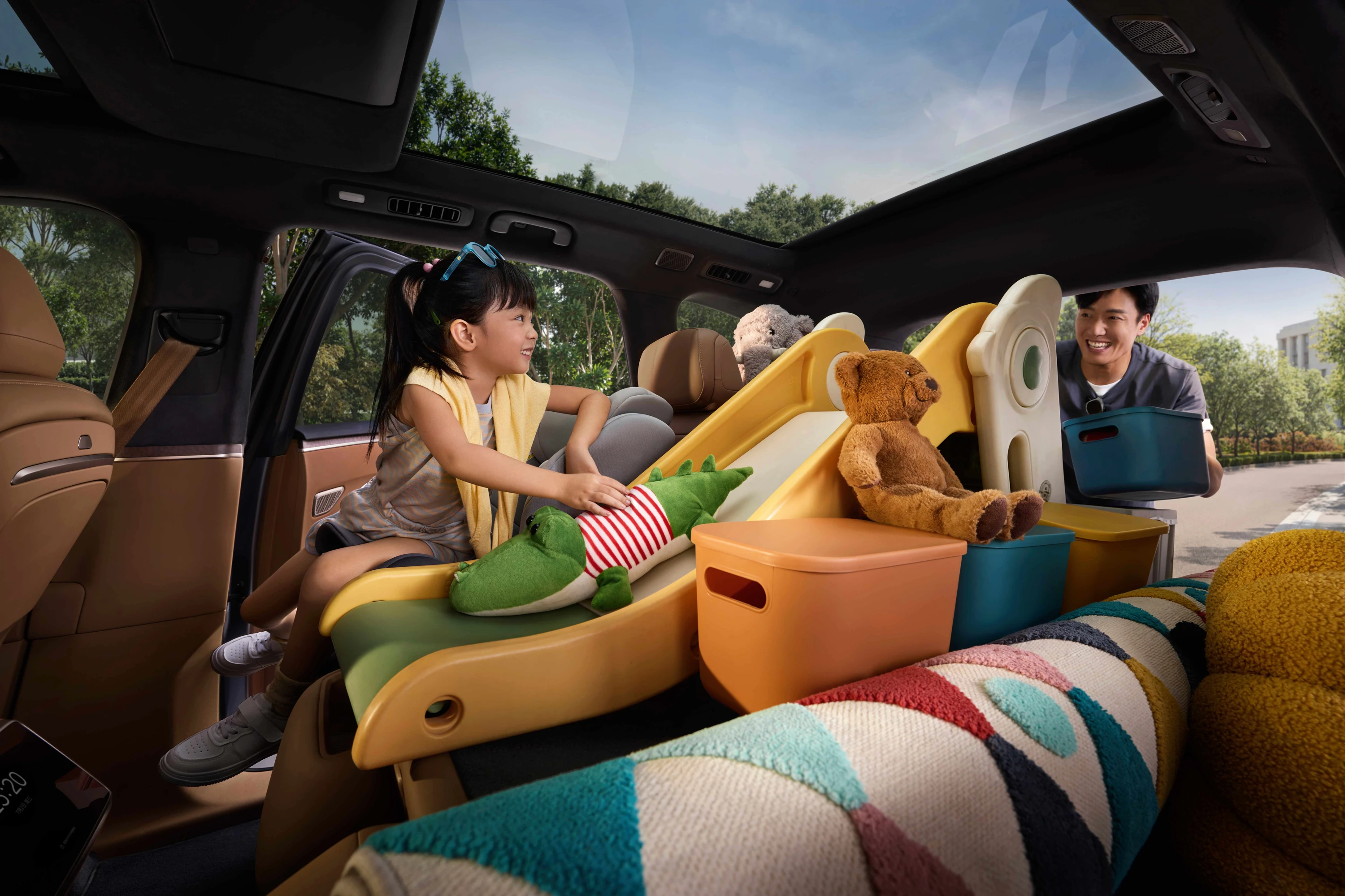 ONVO L90 AWD interior view