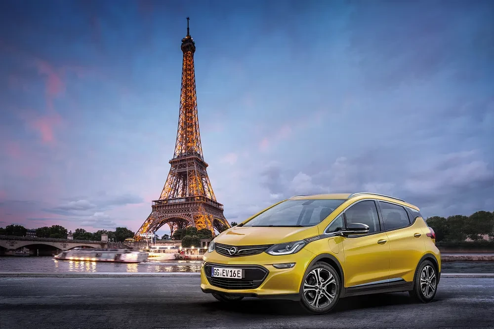 Opel Ampera-e electric vehicle model