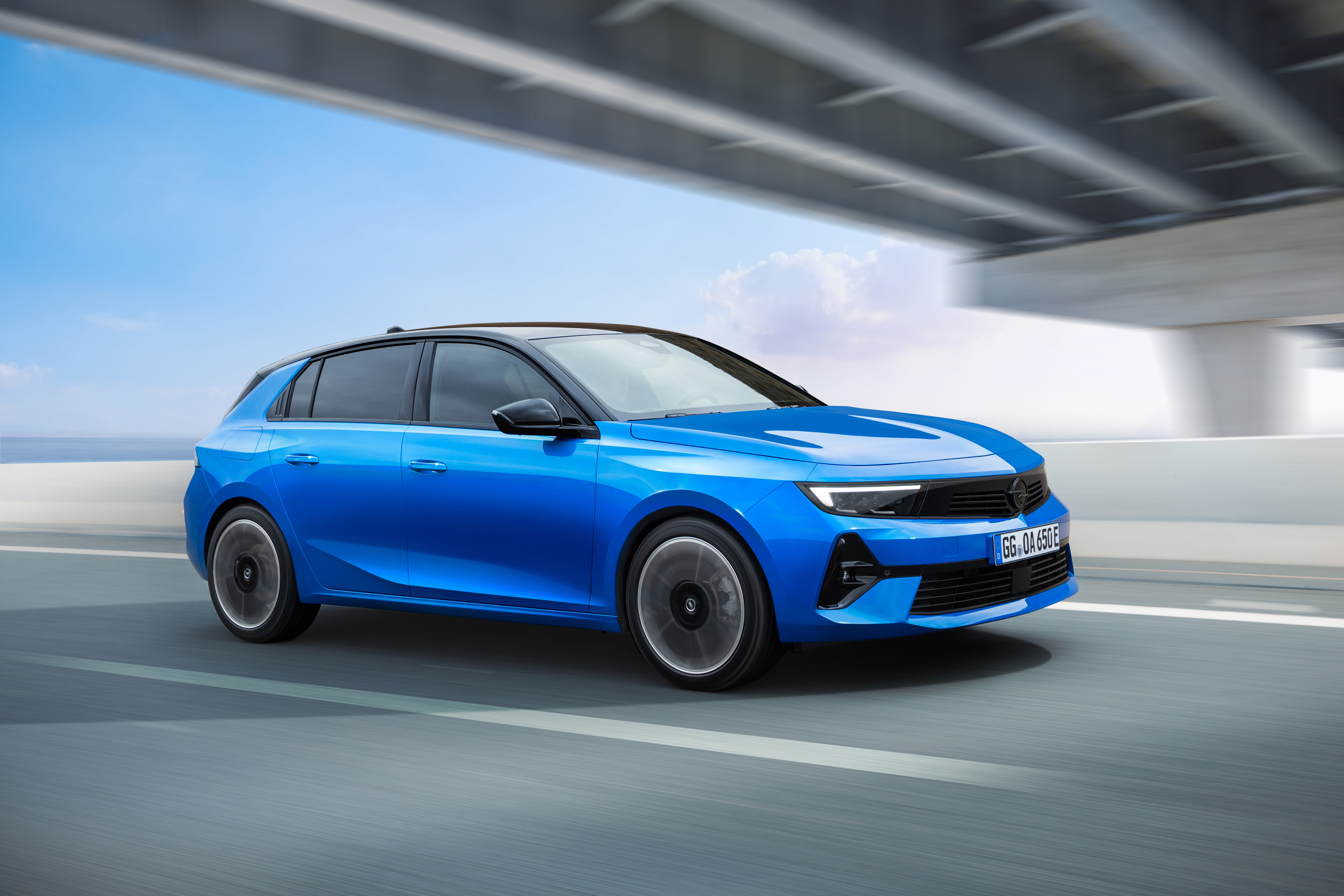 Opel Astra Electric electric vehicle exterior