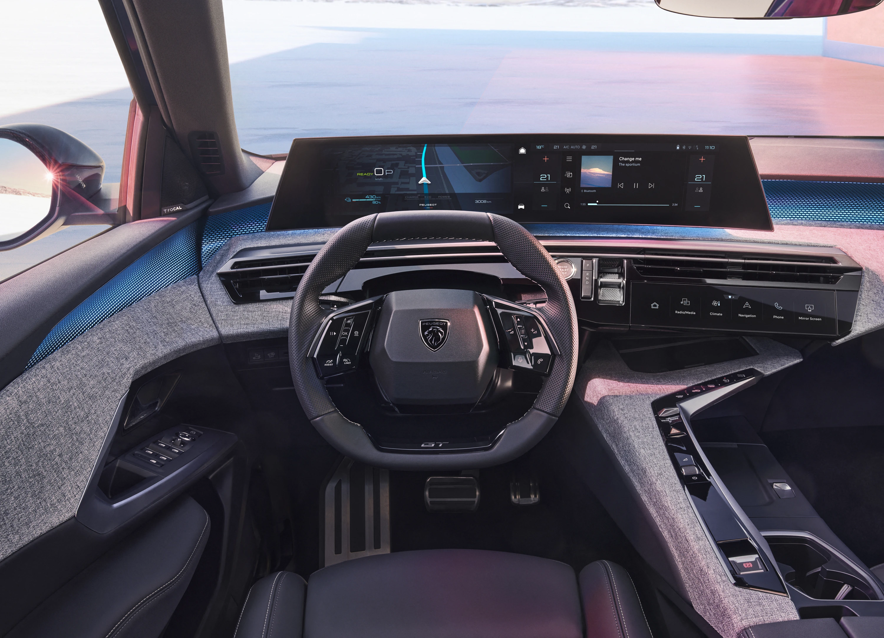 Peugeot E-3008 Long Range screens view