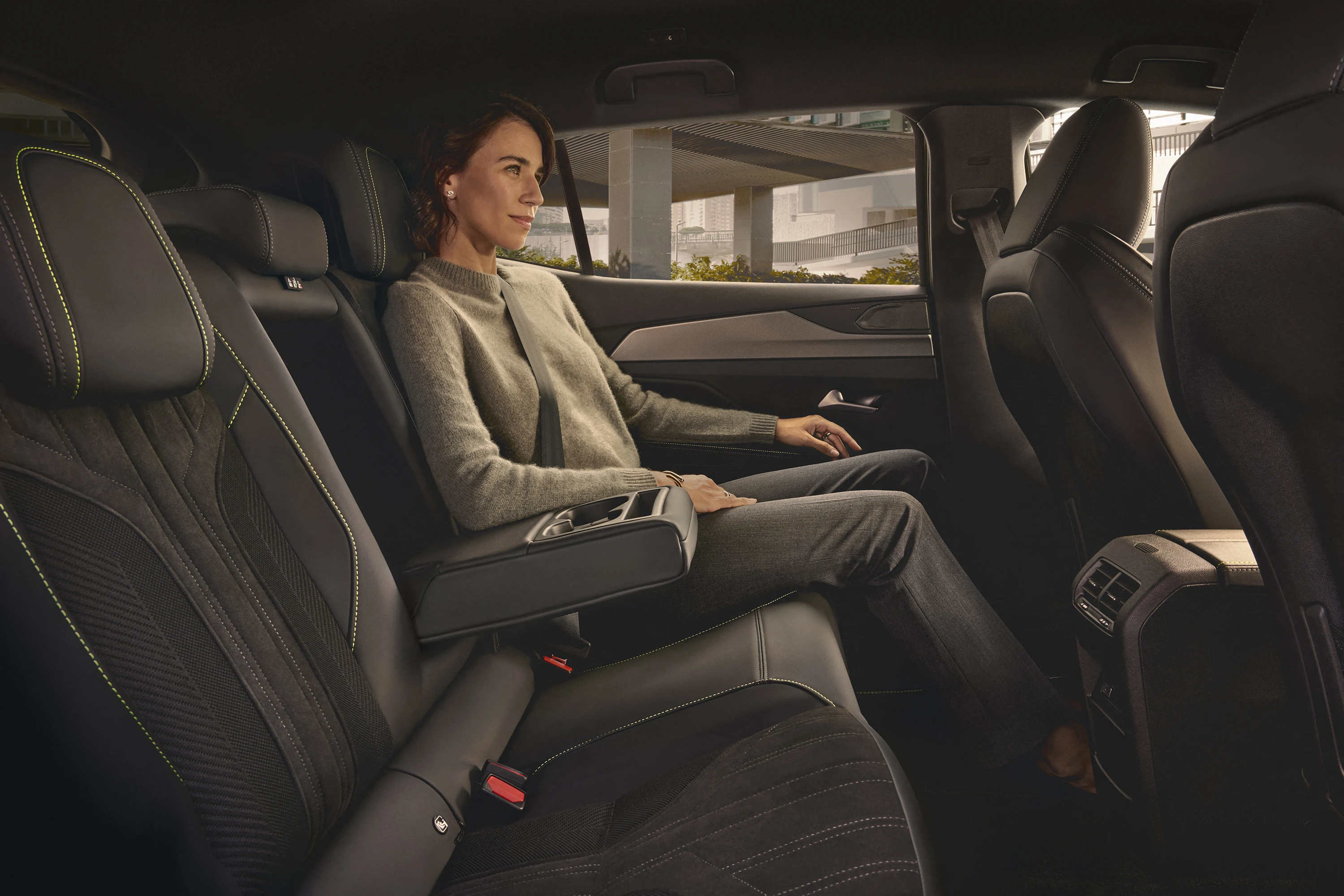 Peugeot e-408 58 kWh secondrowseats view