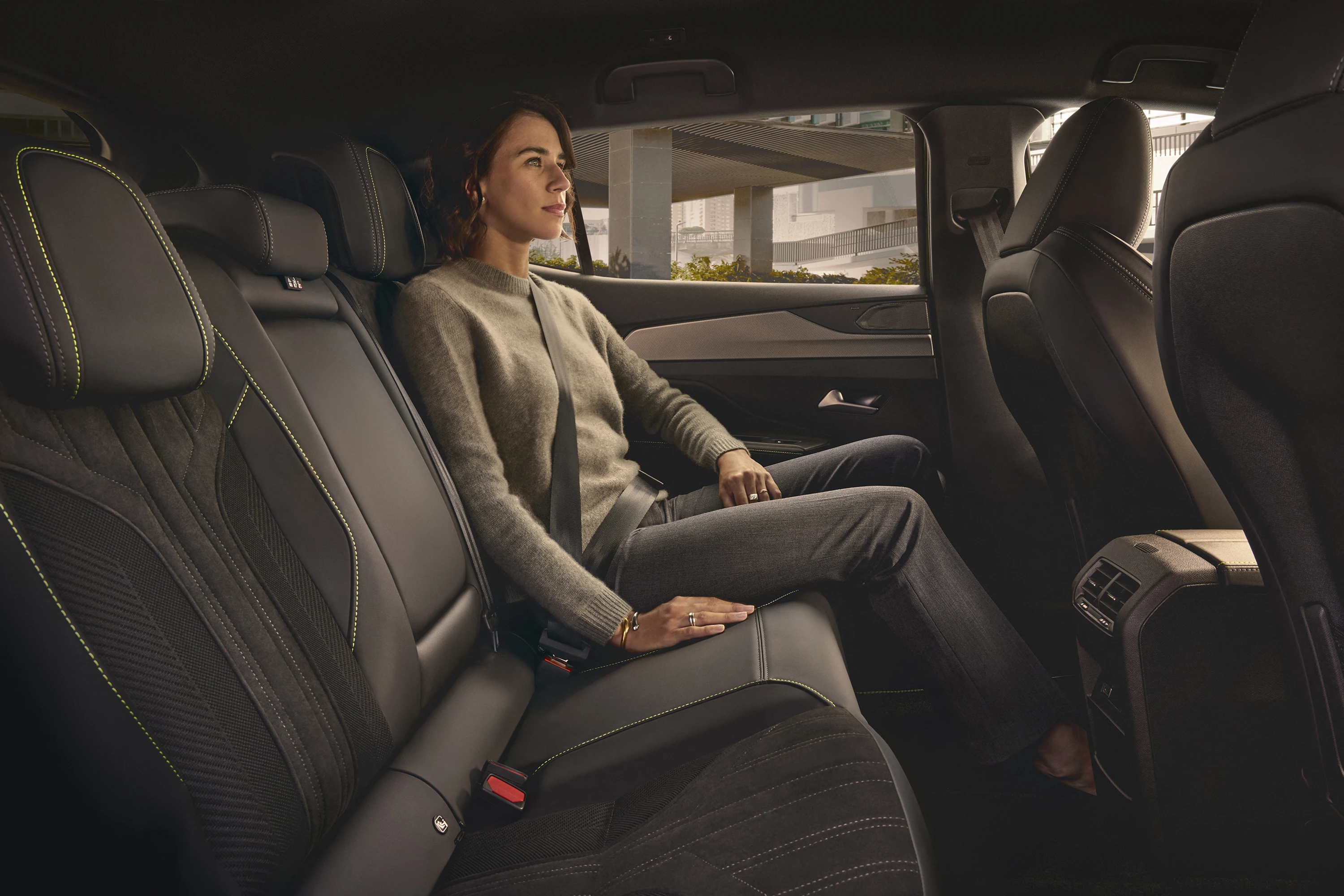 Peugeot e-408 58 kWh secondrowseats view