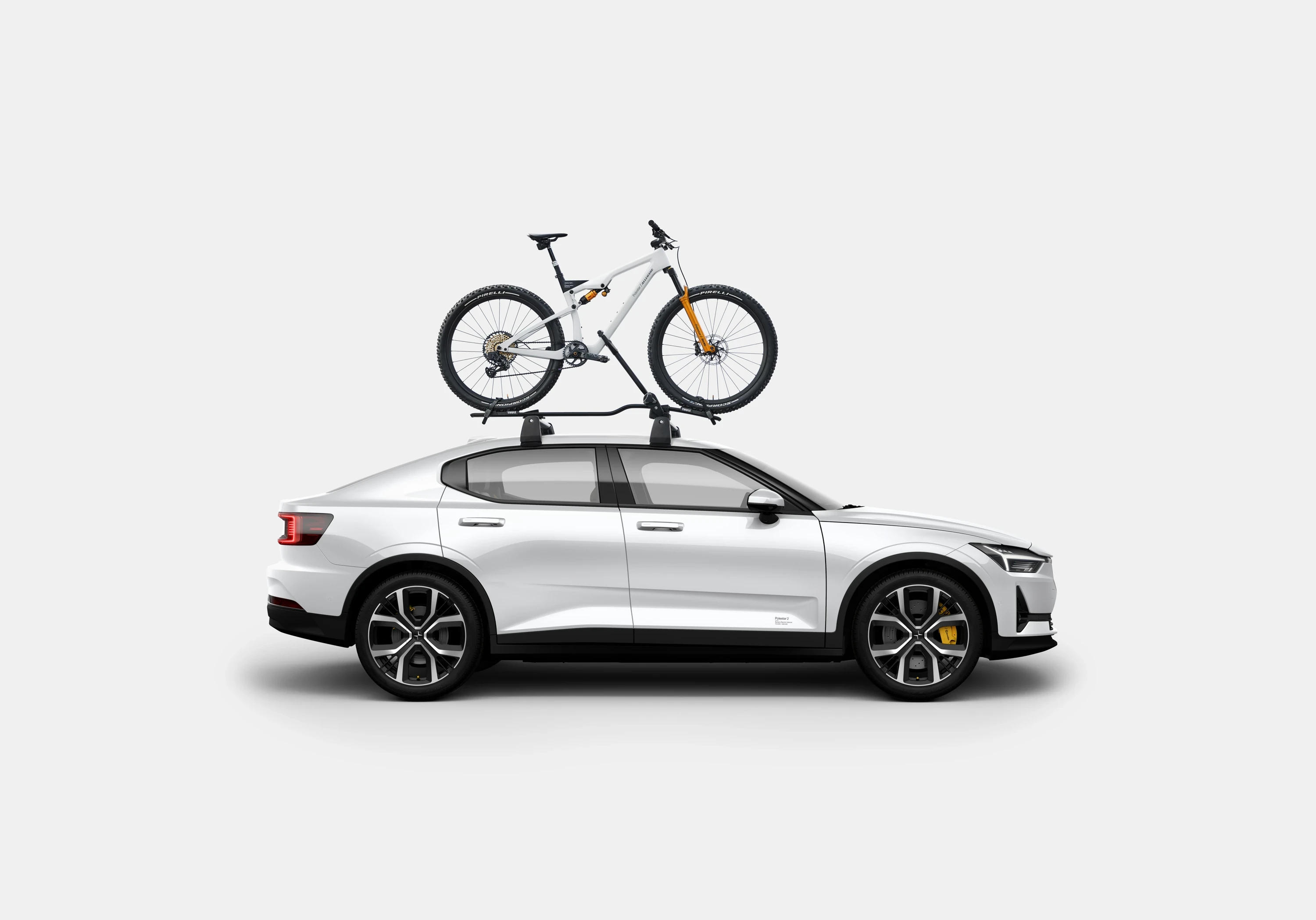 Polestar 2 Long Range Dual Motor Performance (GEN1) exterior view
