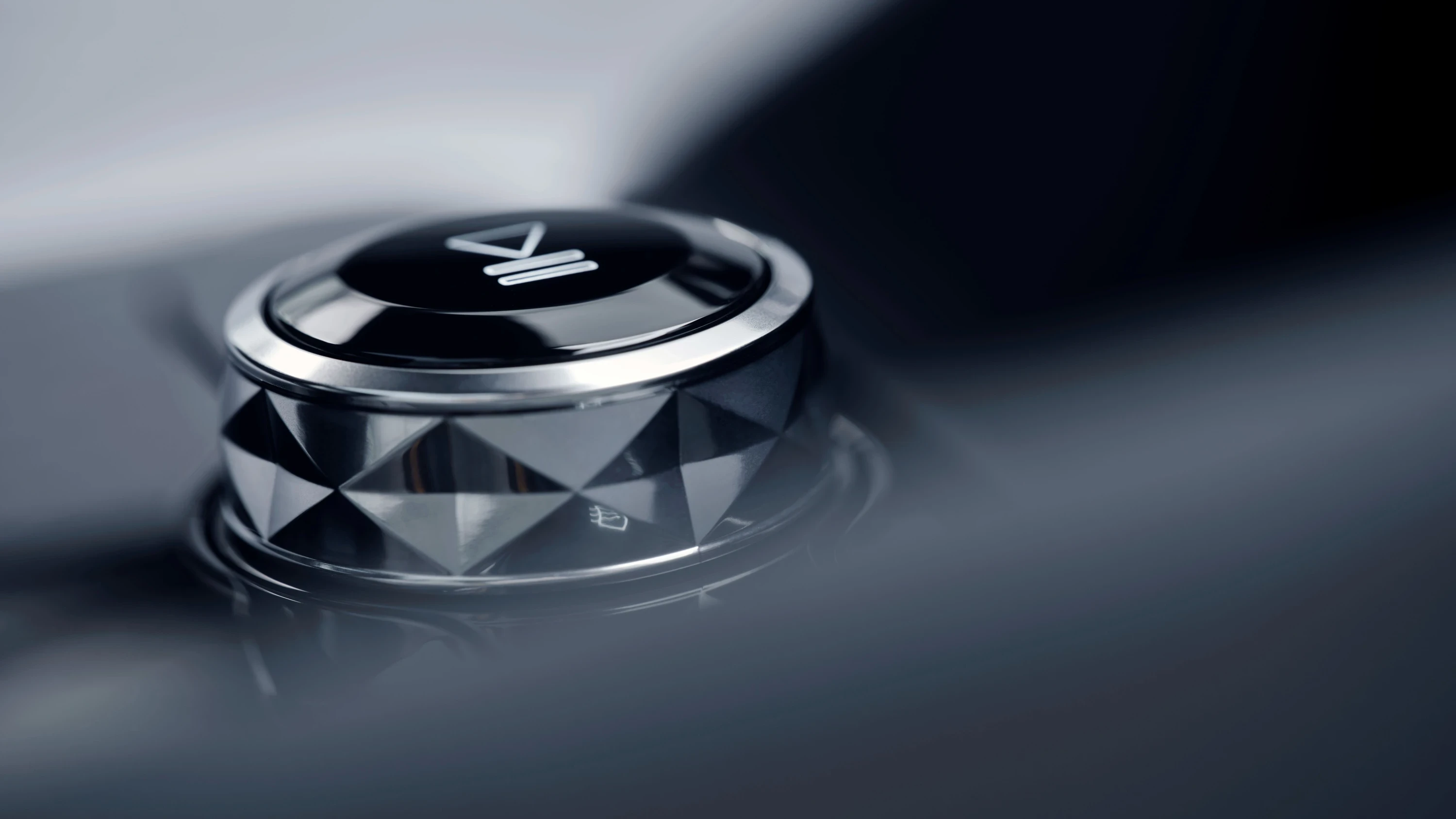 Polestar 2 Long Range Single Motor (GEN1) details view