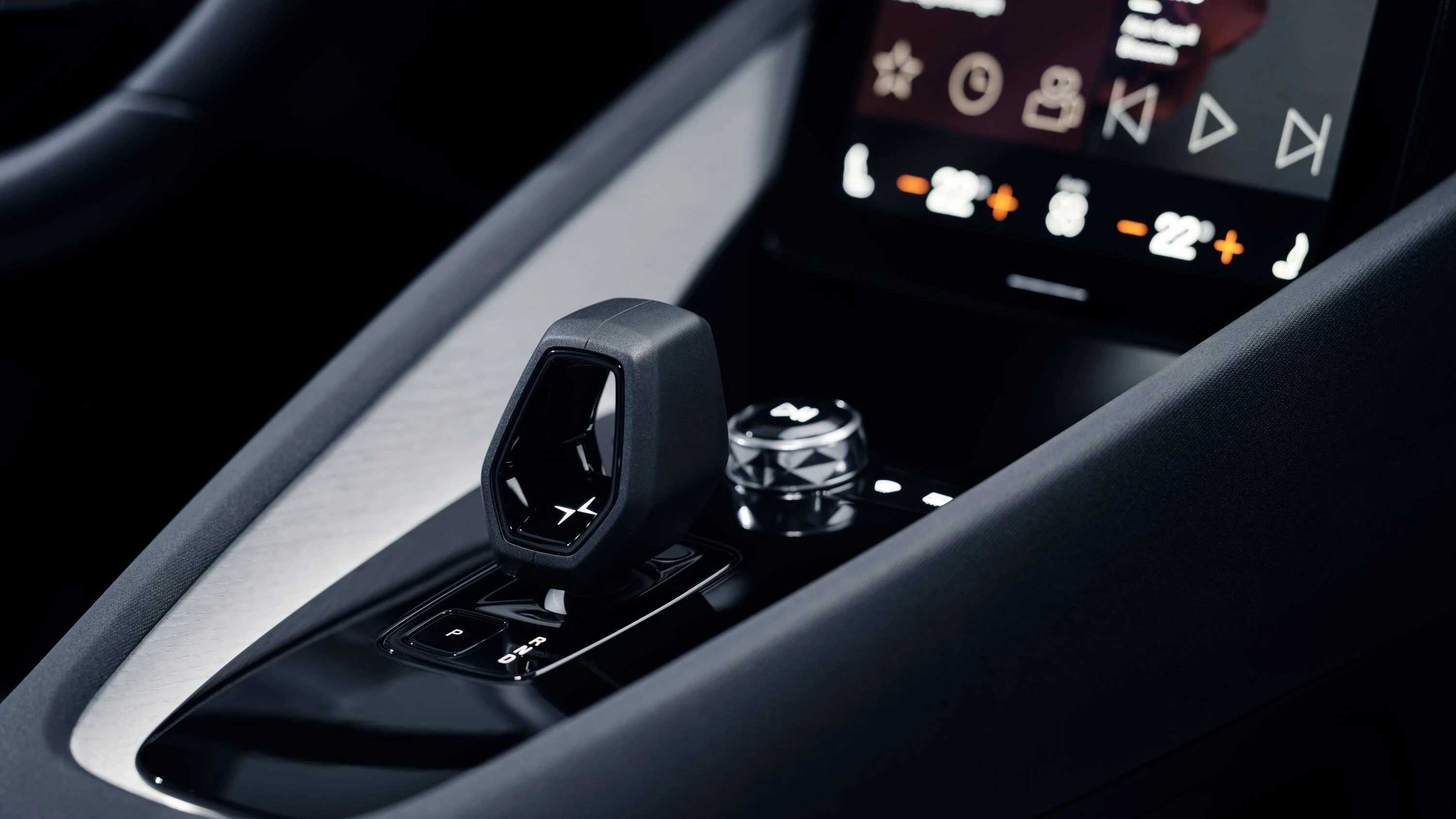 Polestar 2 Long Range Single Motor (GEN1) details view