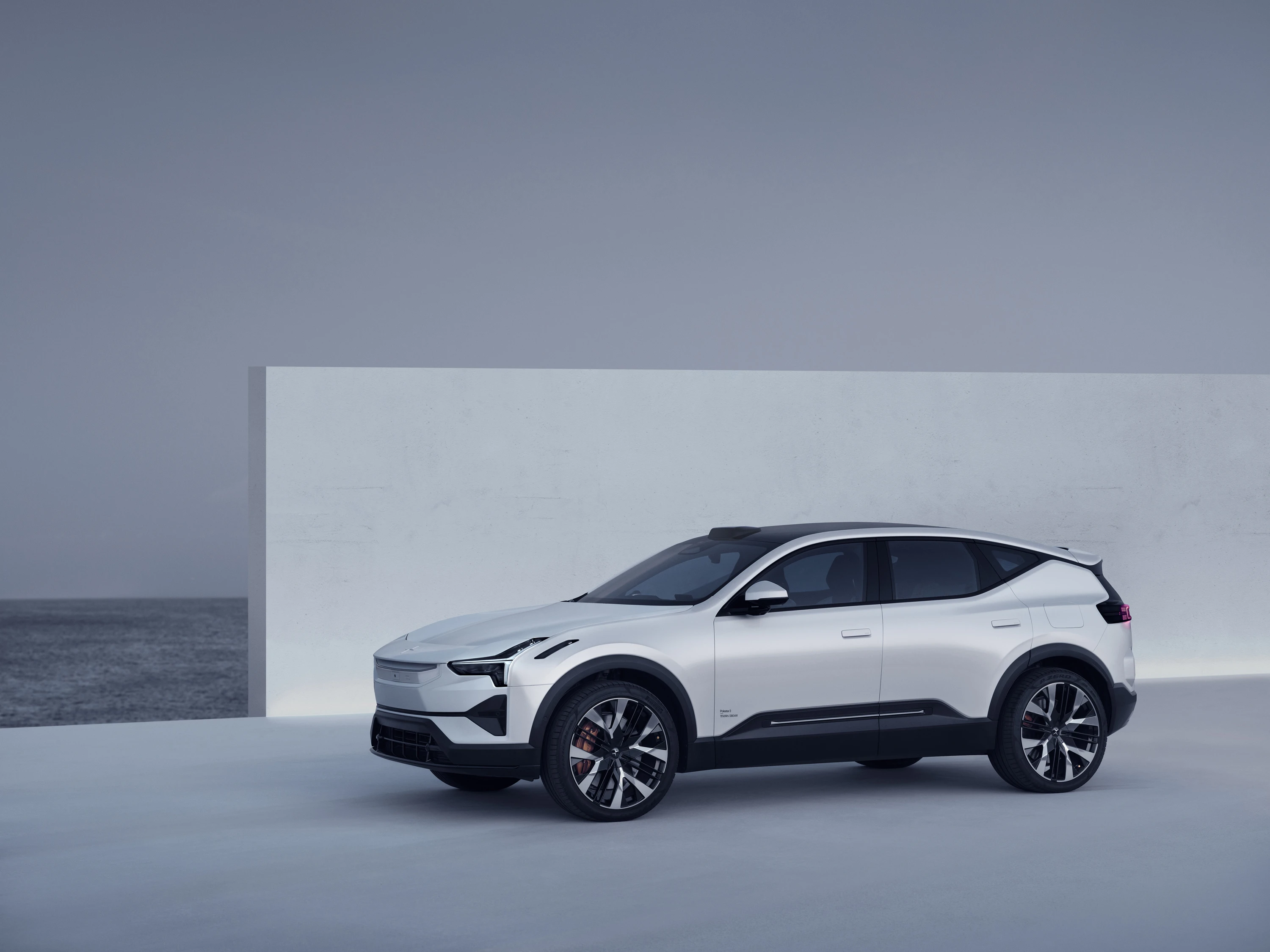 Polestar 3 Long Range Dual Motor Performance electric vehicle variant