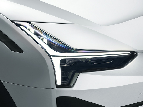 Polestar 3 Long Range Single Motor headlights view