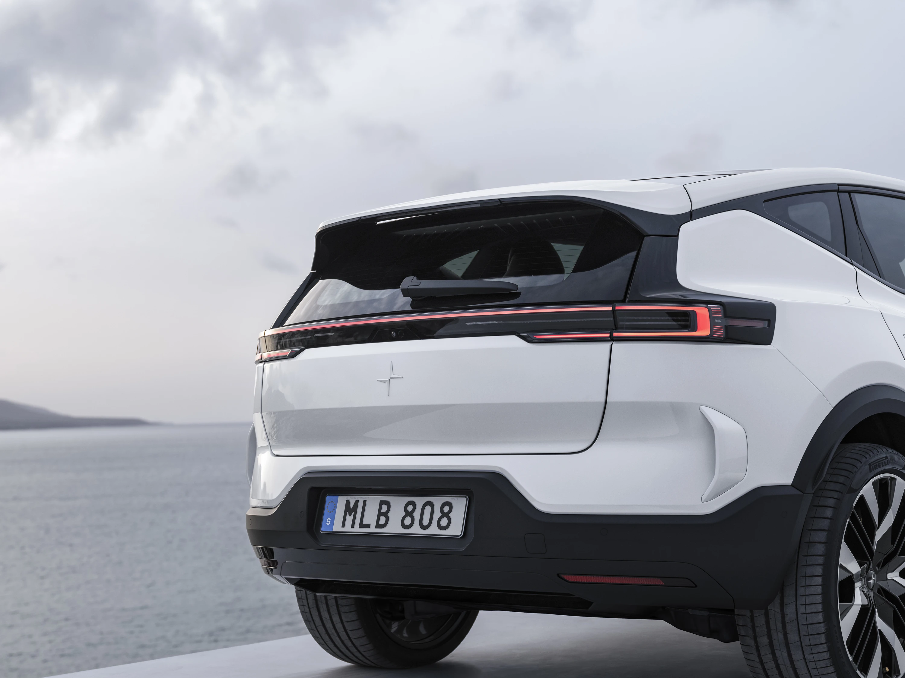 Polestar 3 Performance rearlights view