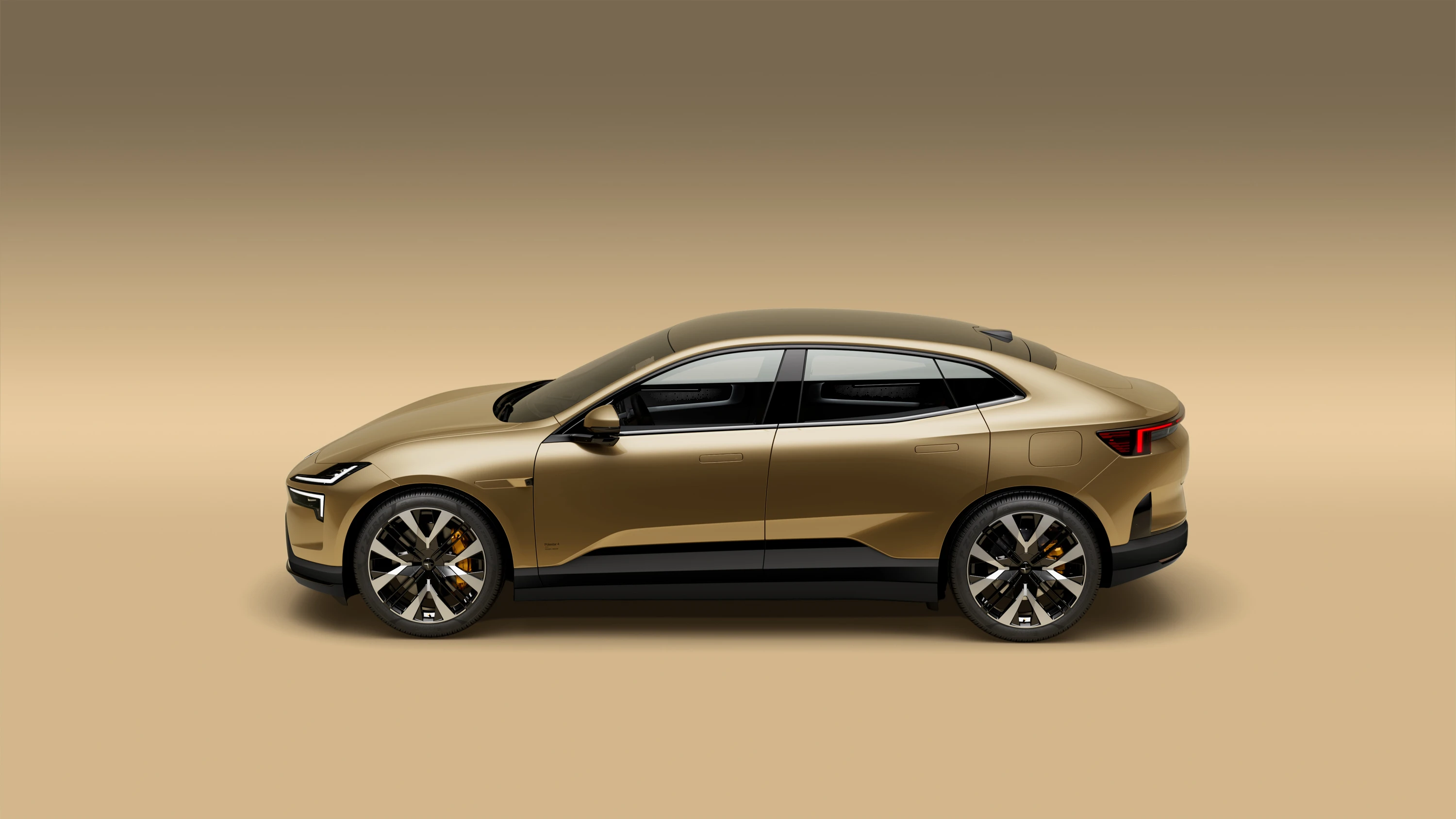 Polestar 4 Long range Dual motor exterior view