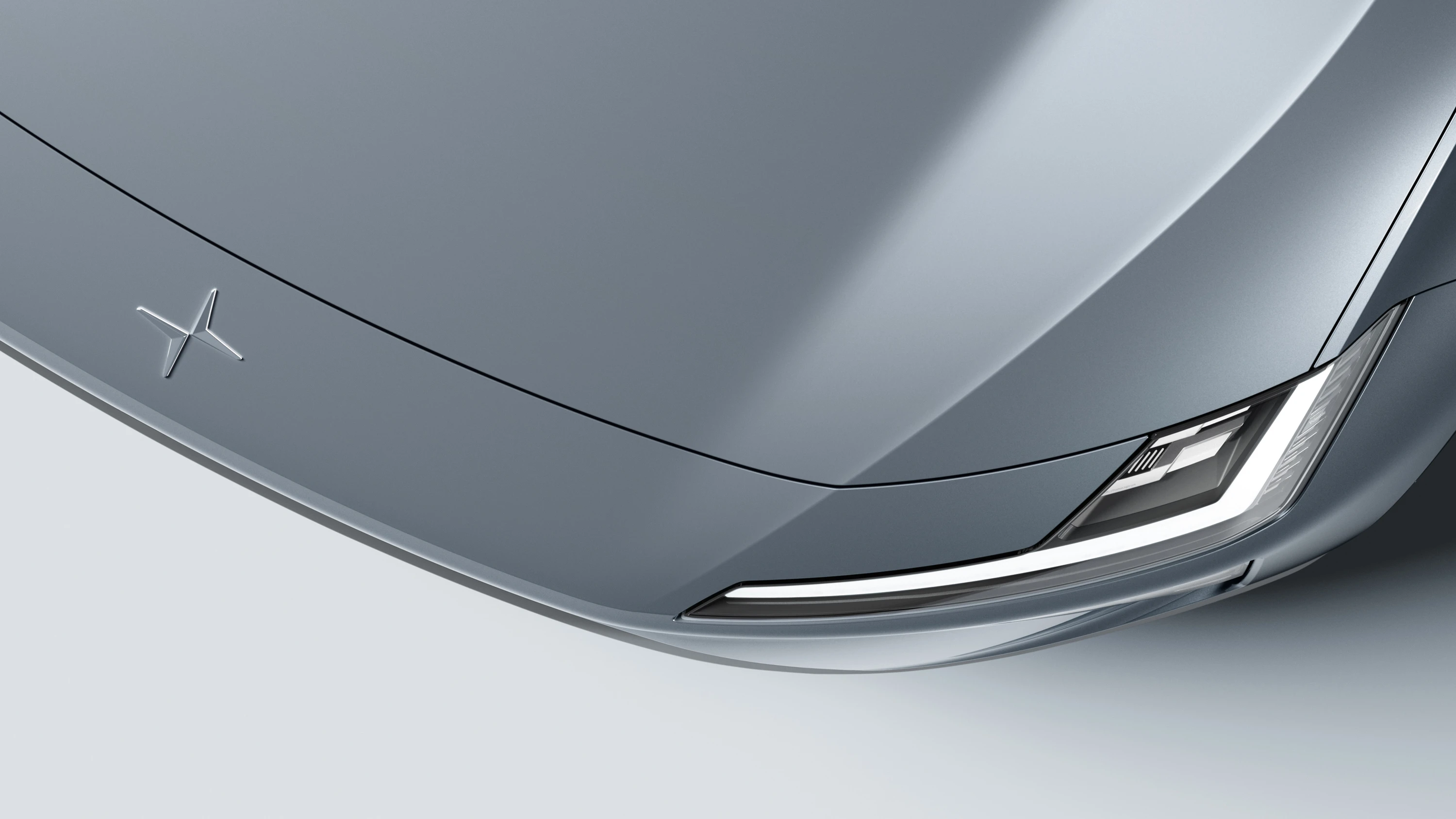Polestar 4 Long range Single motor headlights view