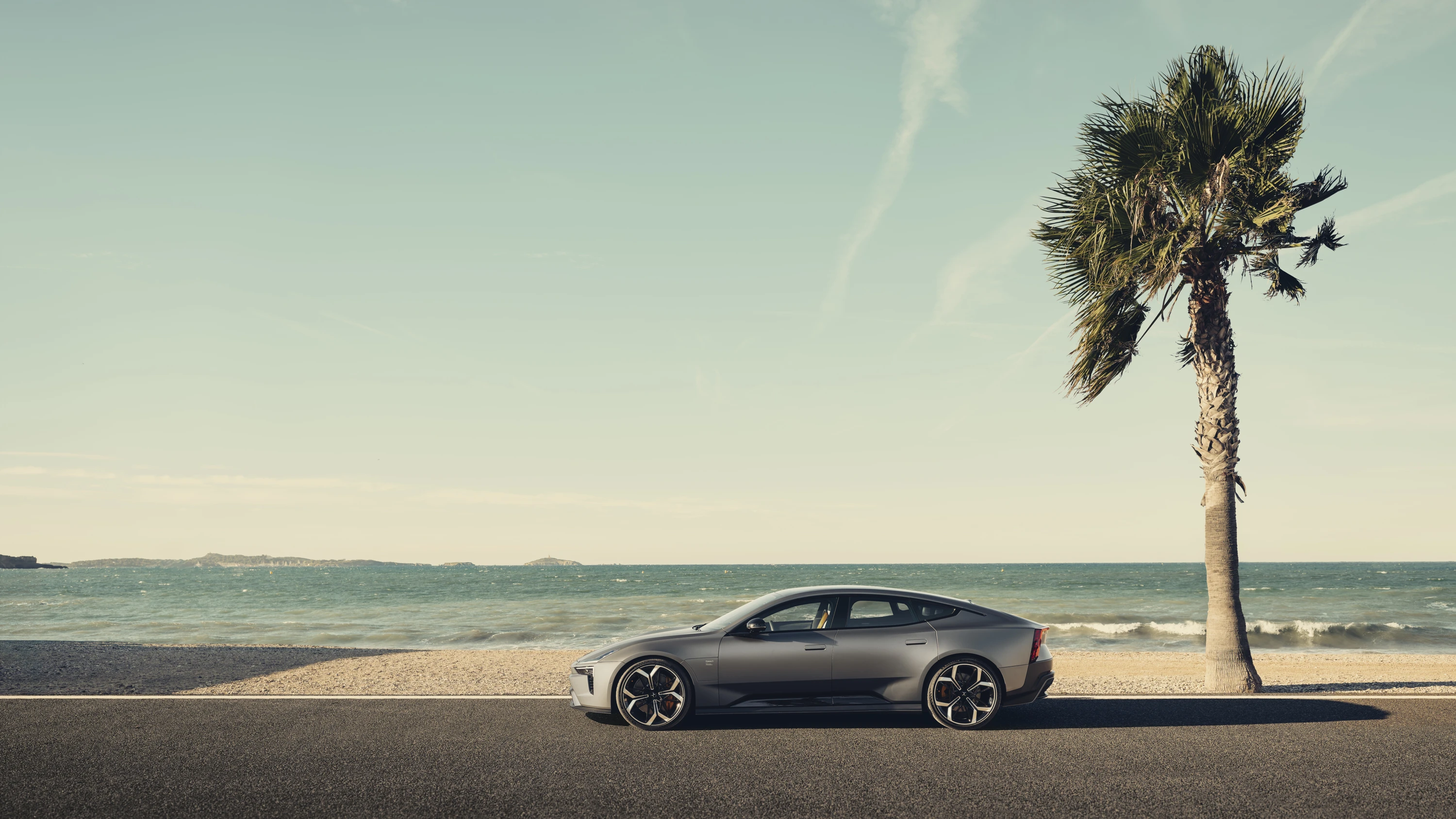 Polestar 5 Dual Motor Performance exterior view