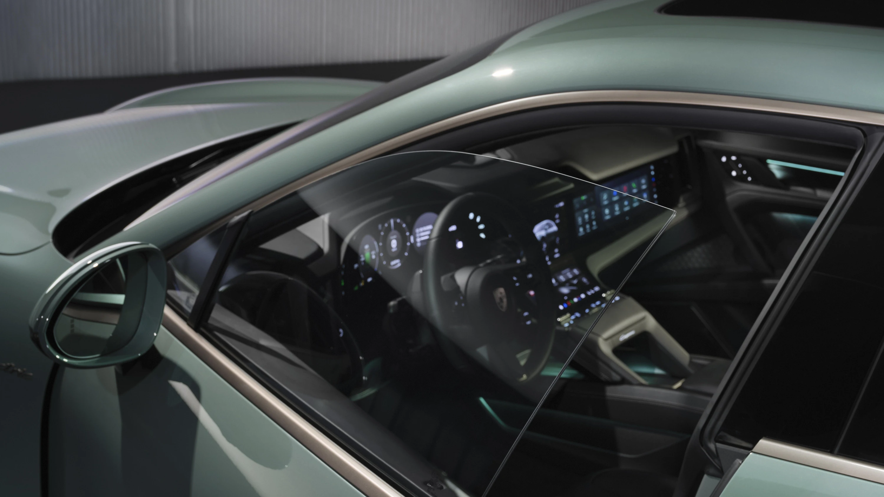 Porsche Cayenne Turbo details view