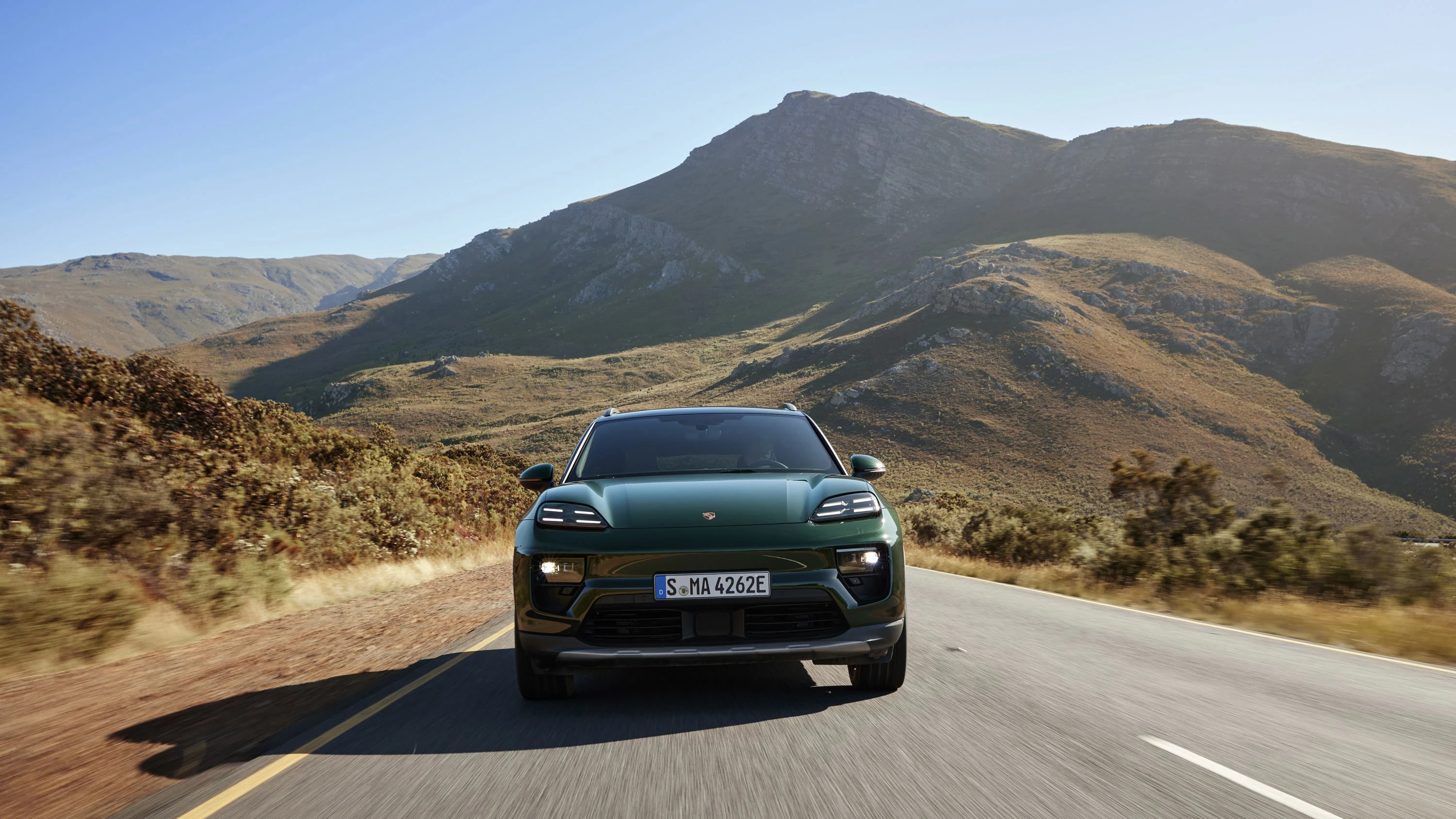 Porsche Macan 4S headlights view