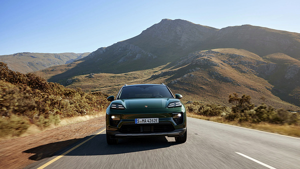 Porsche Macan 4S headlights view
