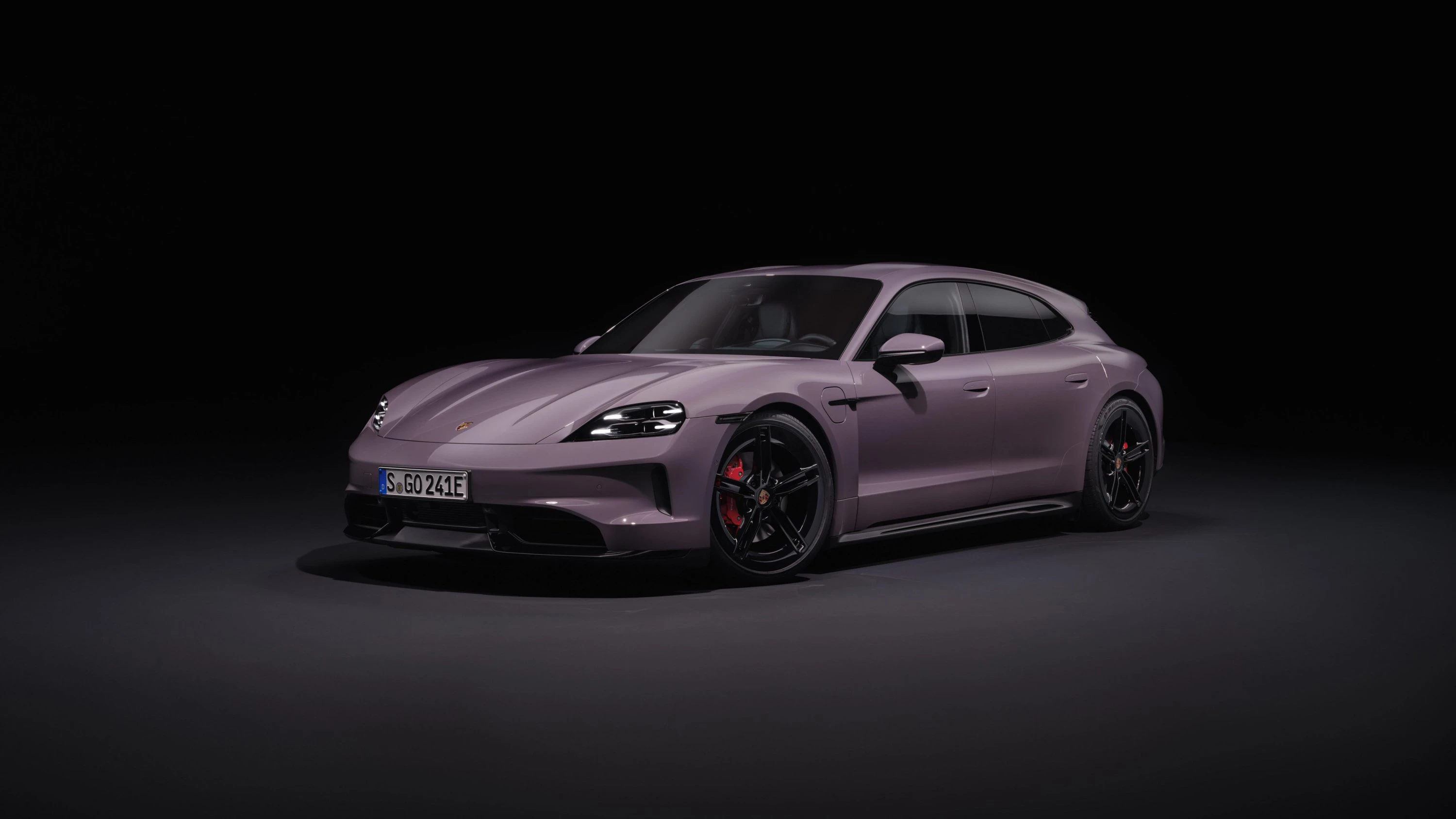 Porsche Taycan 4S Sport Turismo exterior view