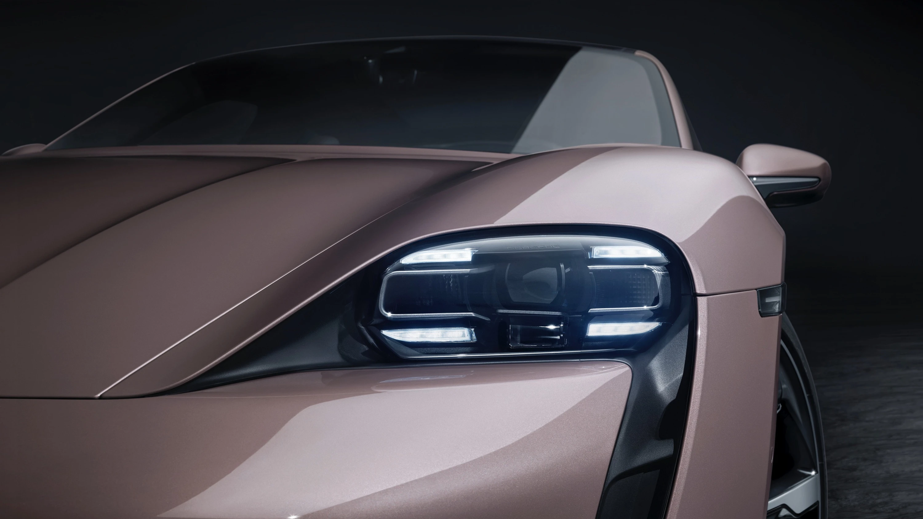 Porsche Taycan (GEN1) lights view
