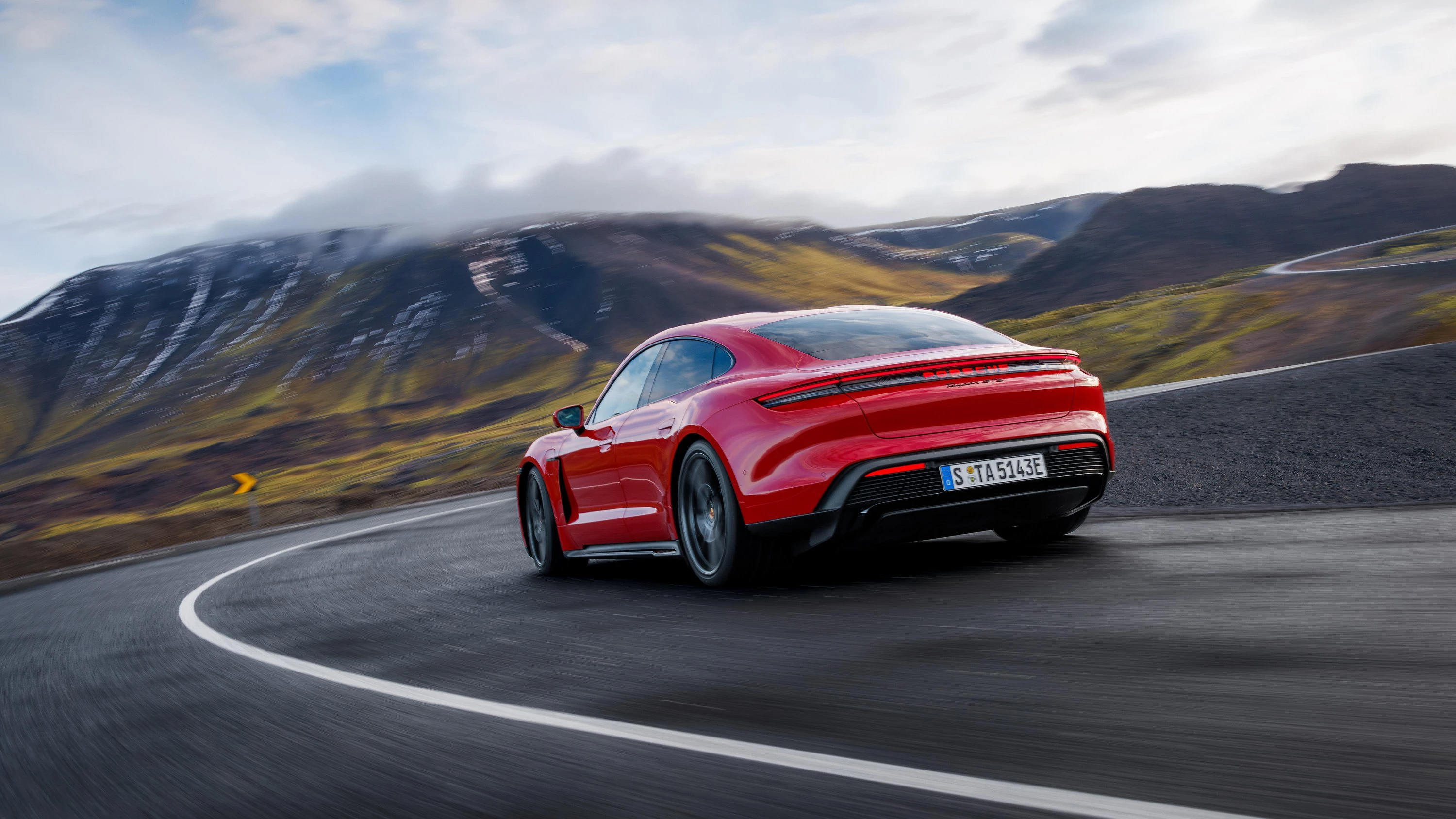Porsche Taycan GTS exterior view