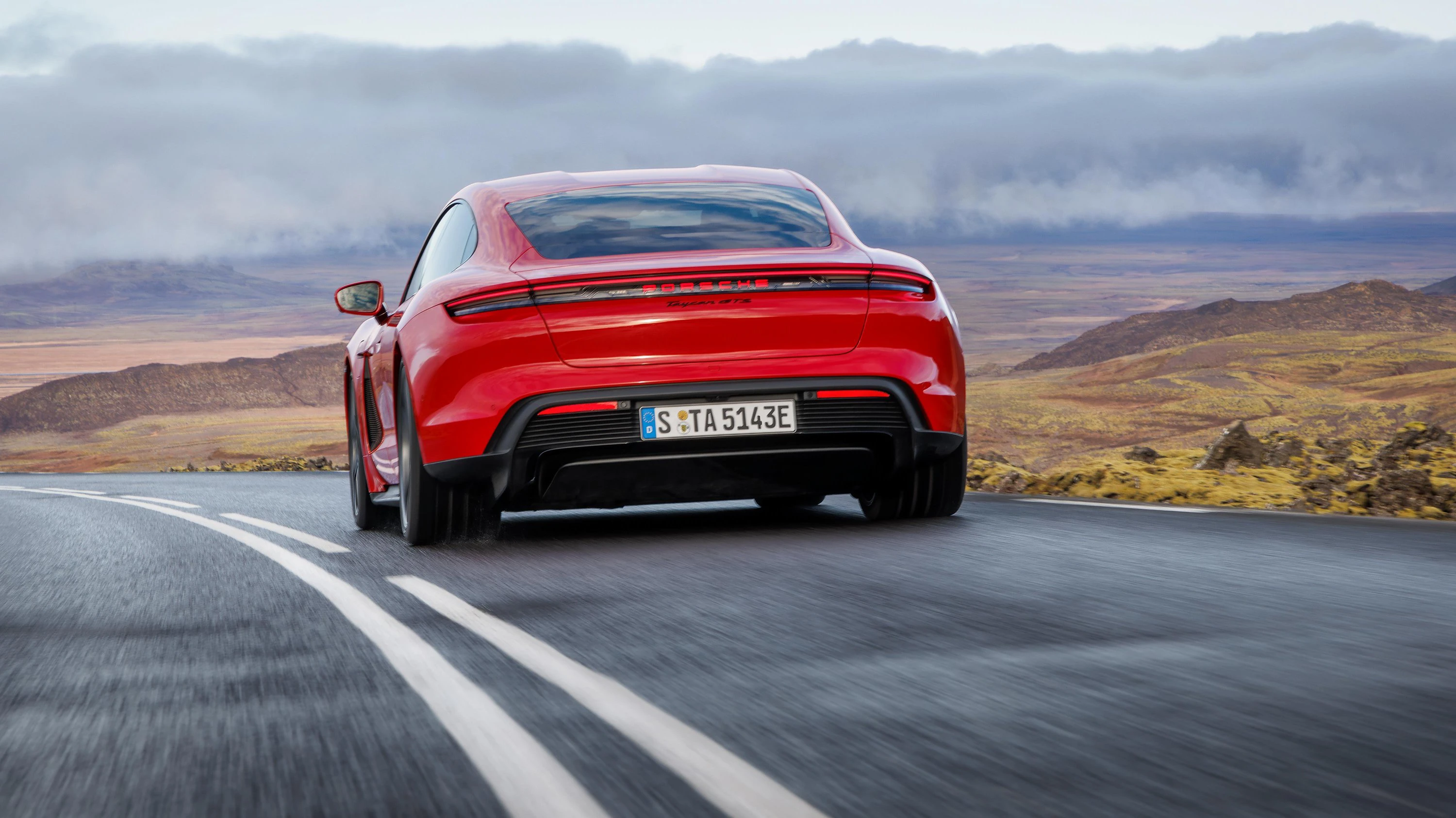 Porsche Taycan GTS exterior view