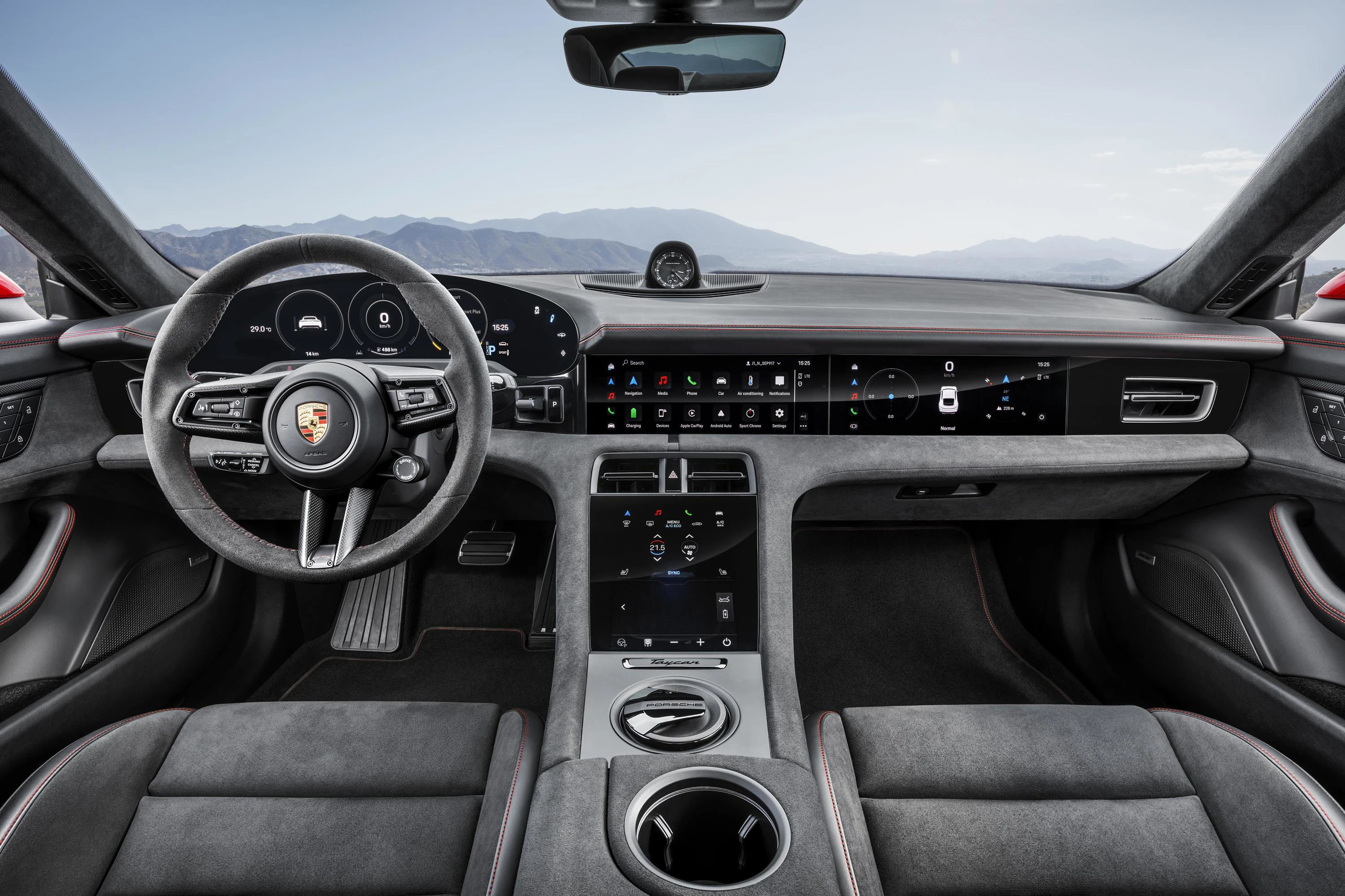 Porsche Taycan GTS Sport Turismo screens view