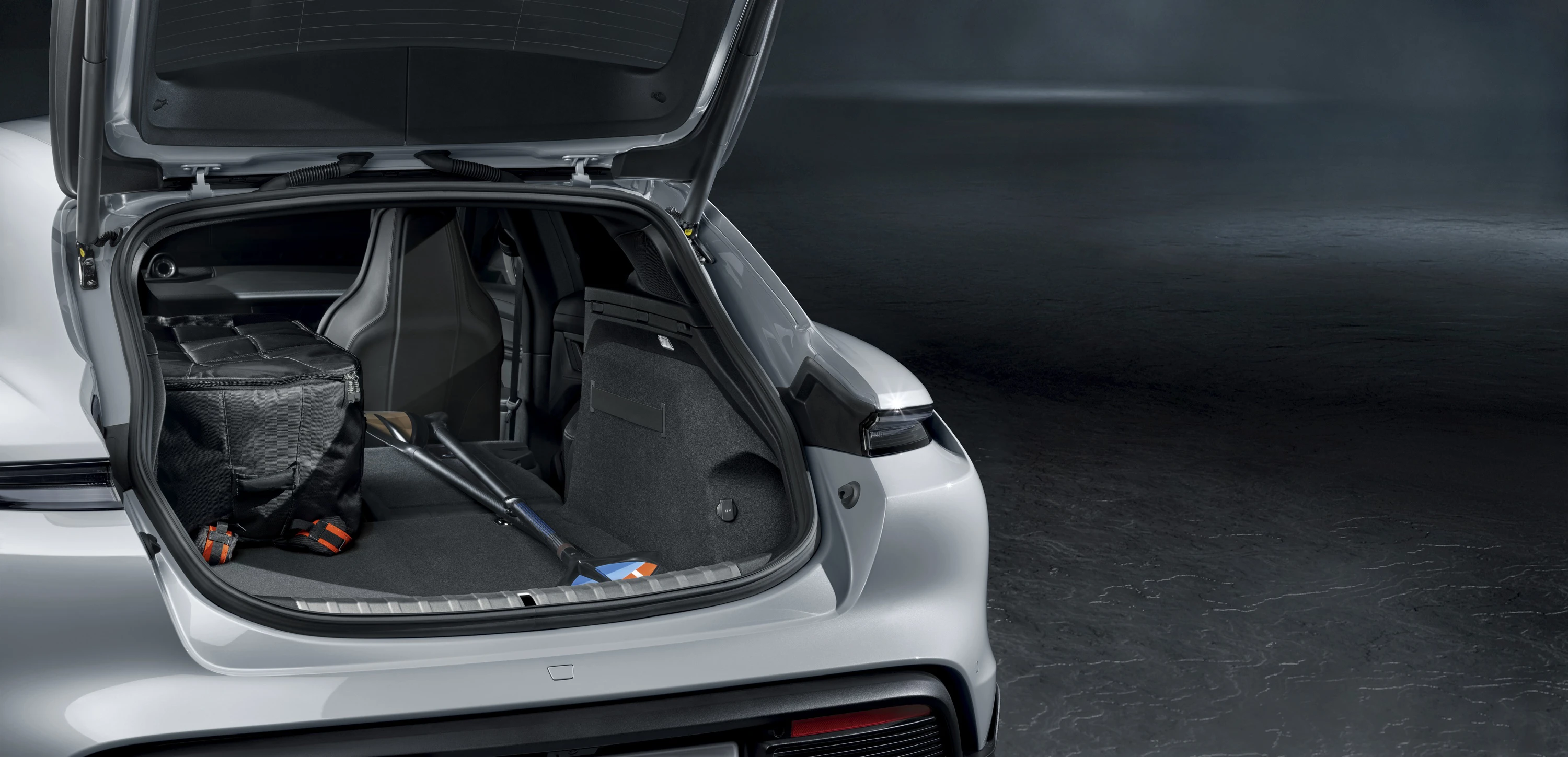 Porsche Taycan Turbo Cross Turismo trunk view