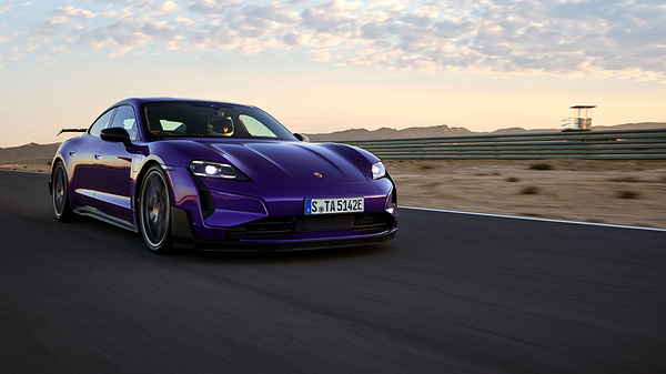 Porsche Taycan Turbo GT exterior view