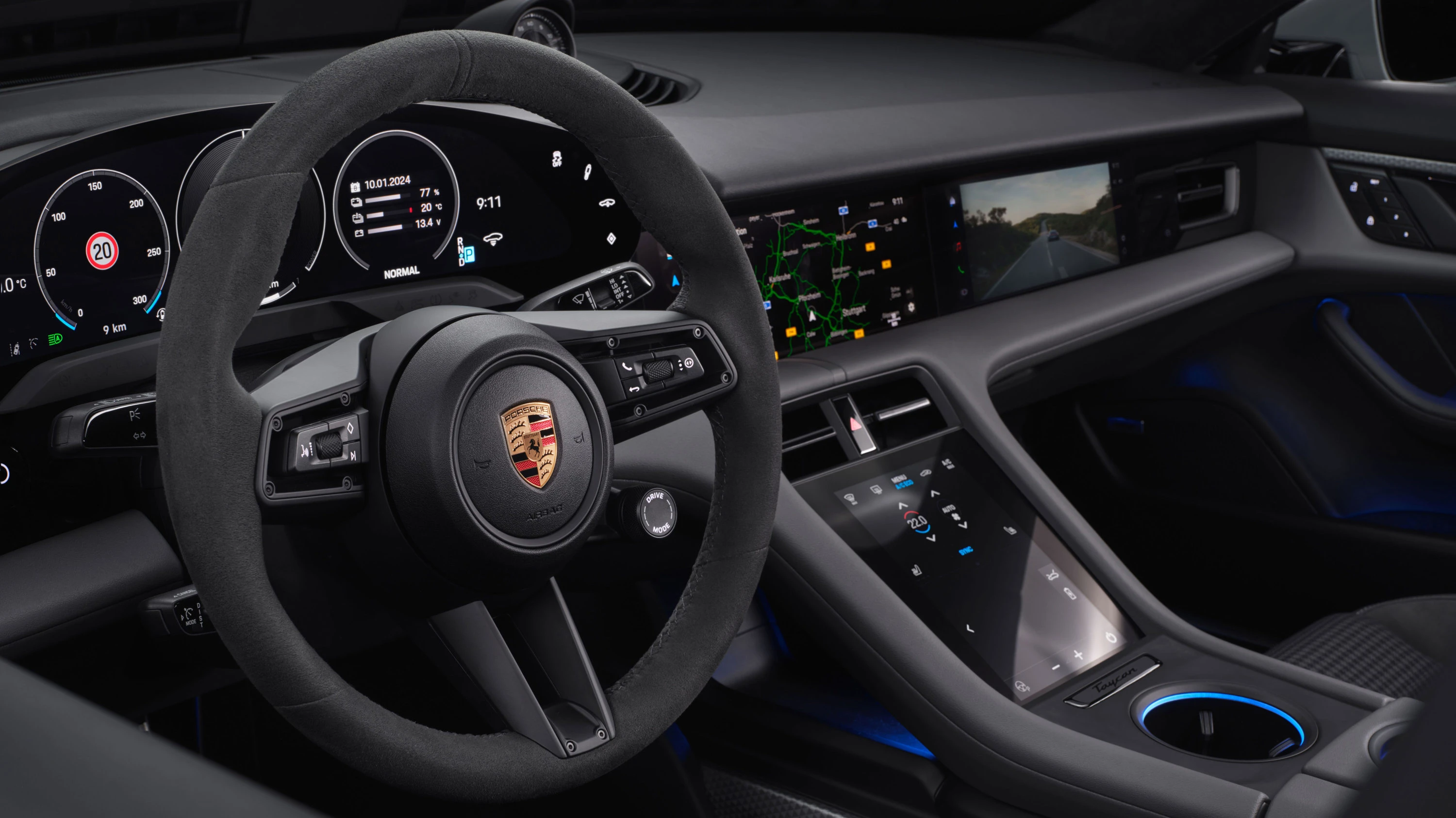 Porsche Taycan Turbo S screens view