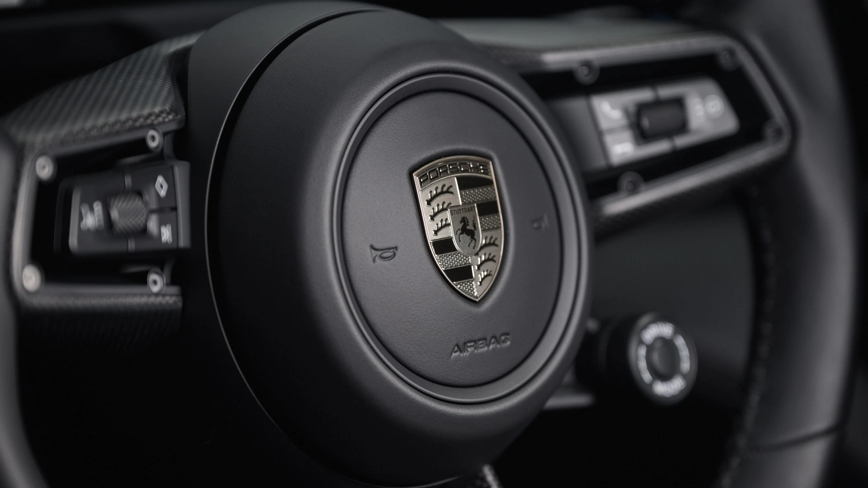Porsche Taycan Turbo S Cross Turismo details view