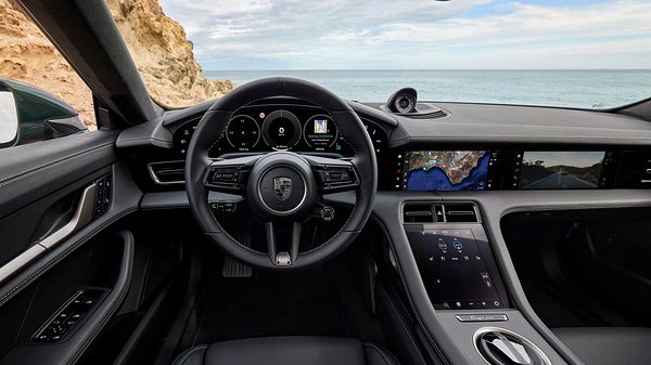 Porsche Taycan Turbo S Cross Turismo screens view