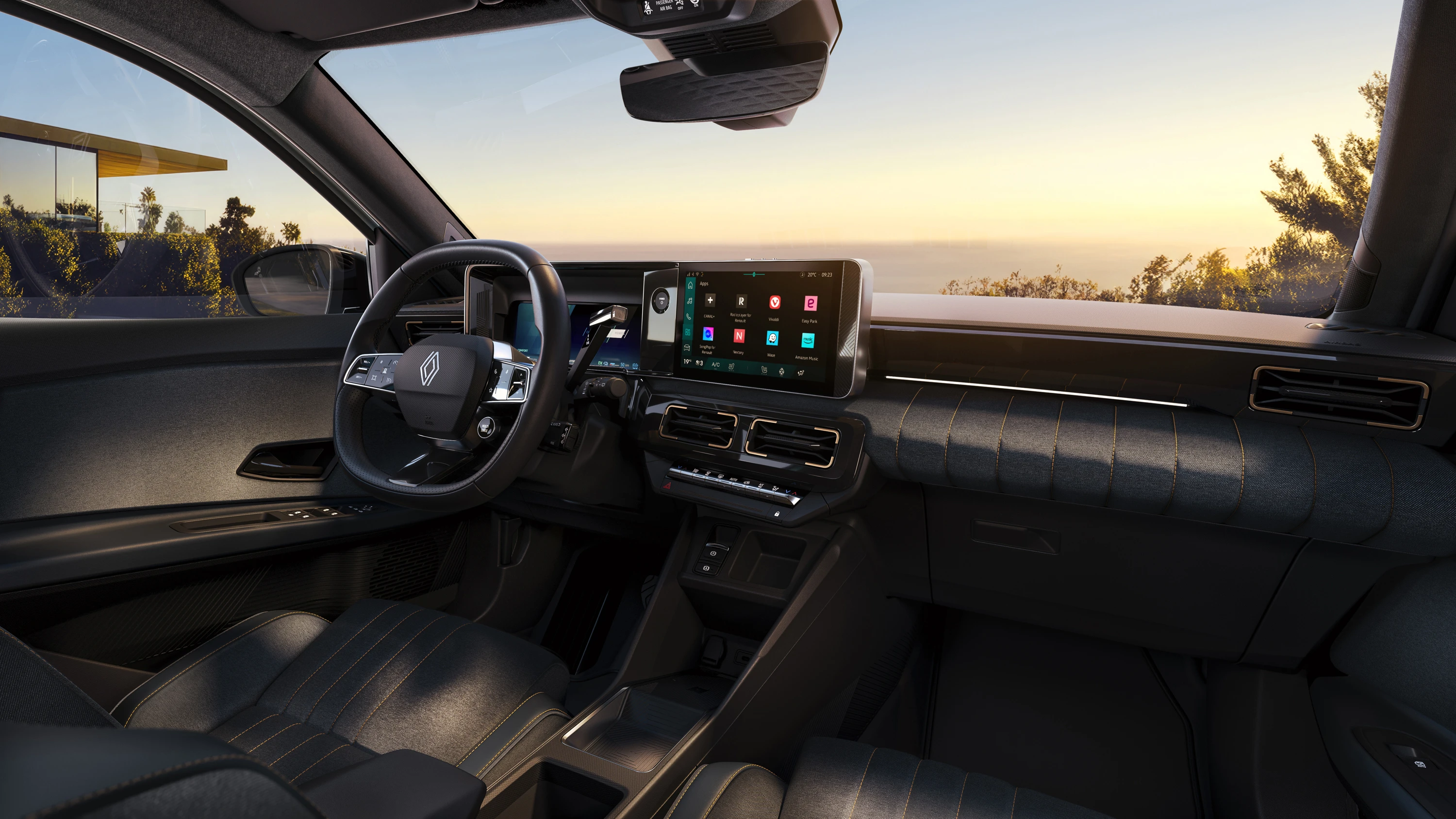 Renault 4 E-Tech 52kWh 150hp interior view