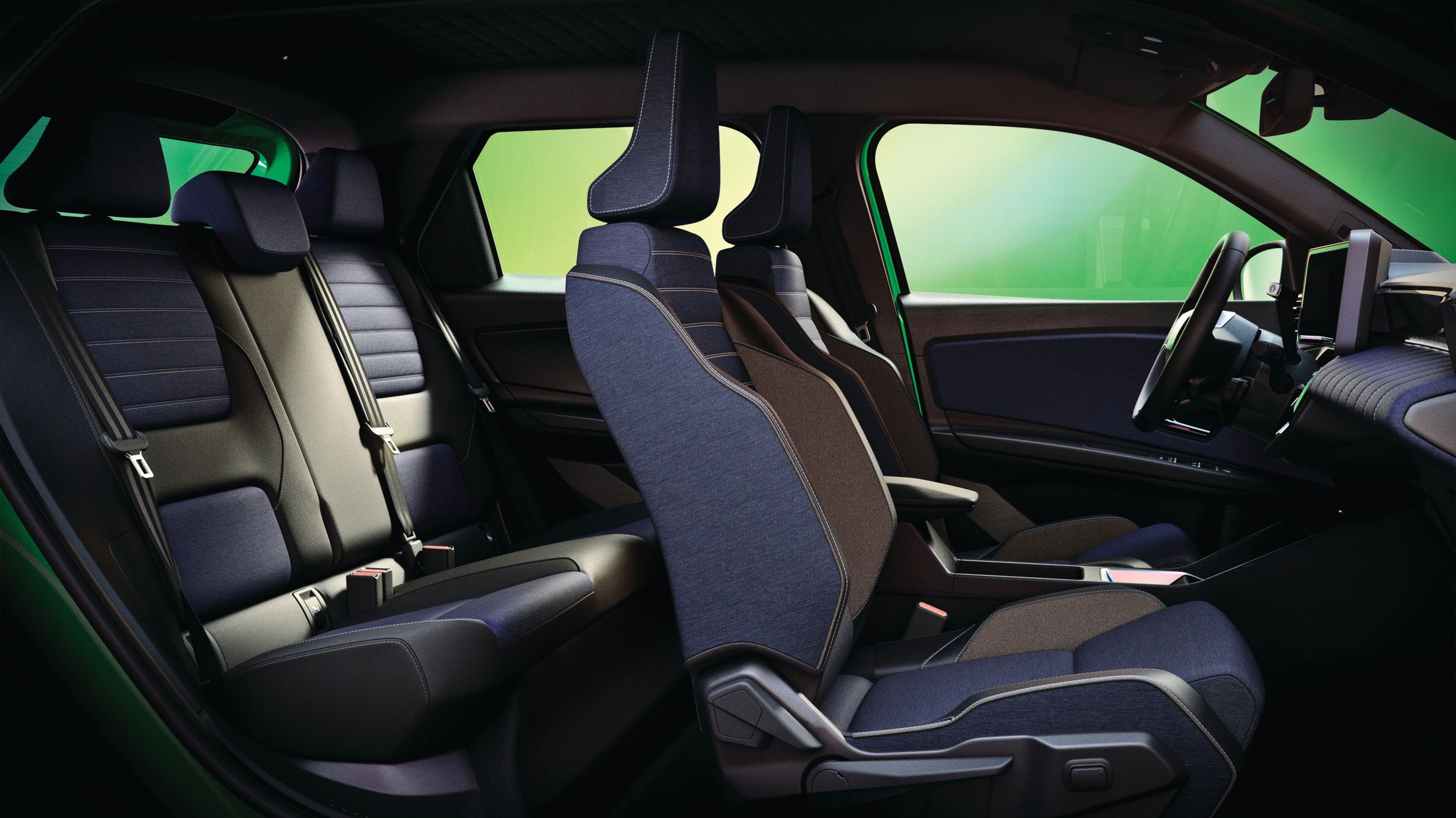Renault 5 E-Tech 40kWh 120hp seats view