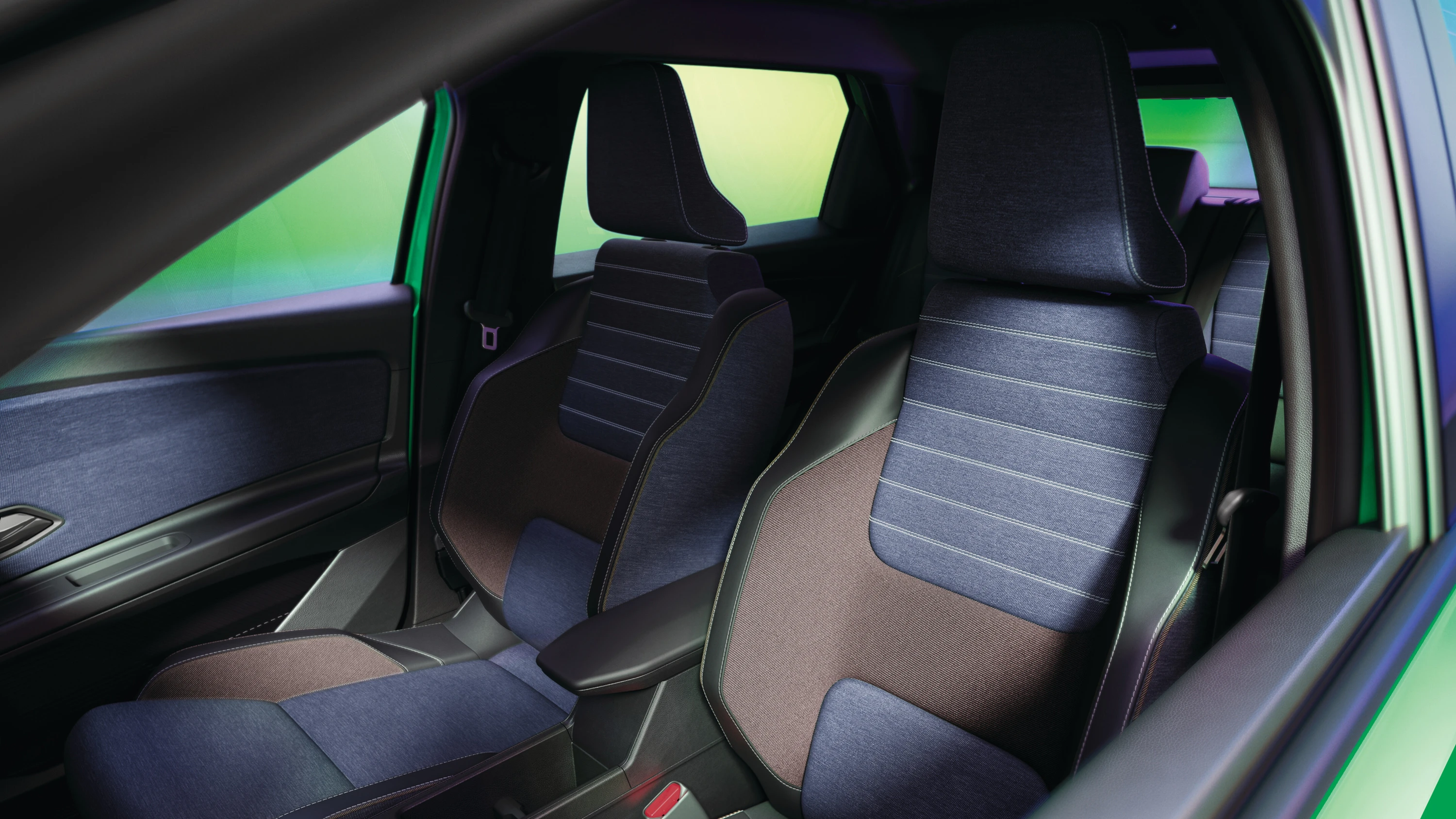 Renault 5 E-Tech 40kWh 120hp frontseats view