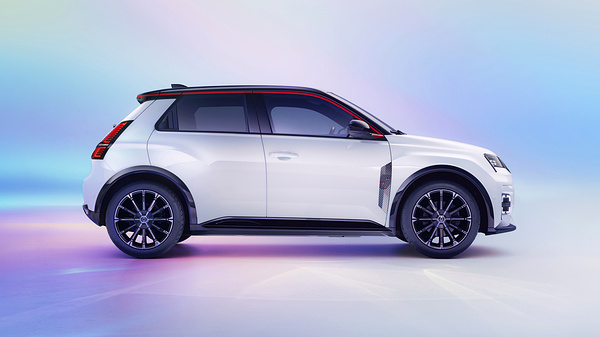 Renault 5 E-Tech 52kWh 150hp exterior view