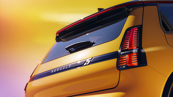 Renault 5 E-Tech 52kWh 150hp exterior view