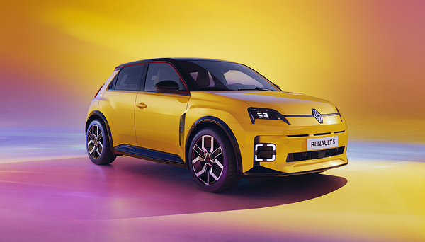 Renault 5 E-Tech 52kWh 150hp exterior view